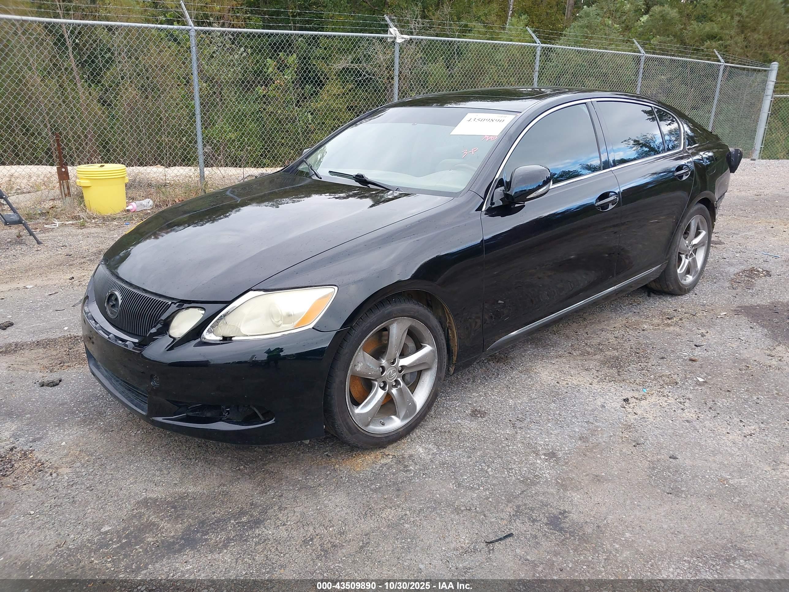 LEXUS GS image 2