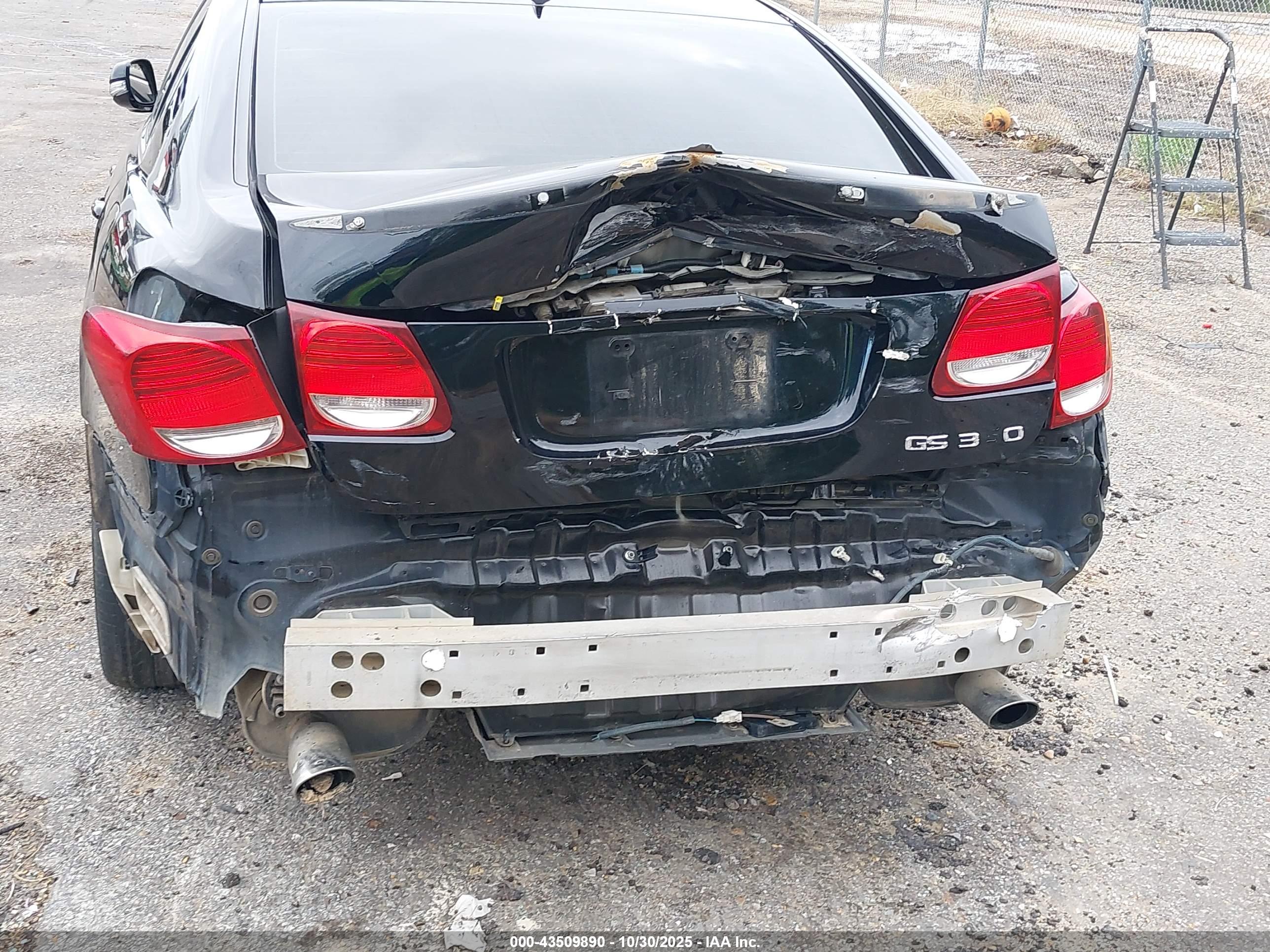 LEXUS GS image 6