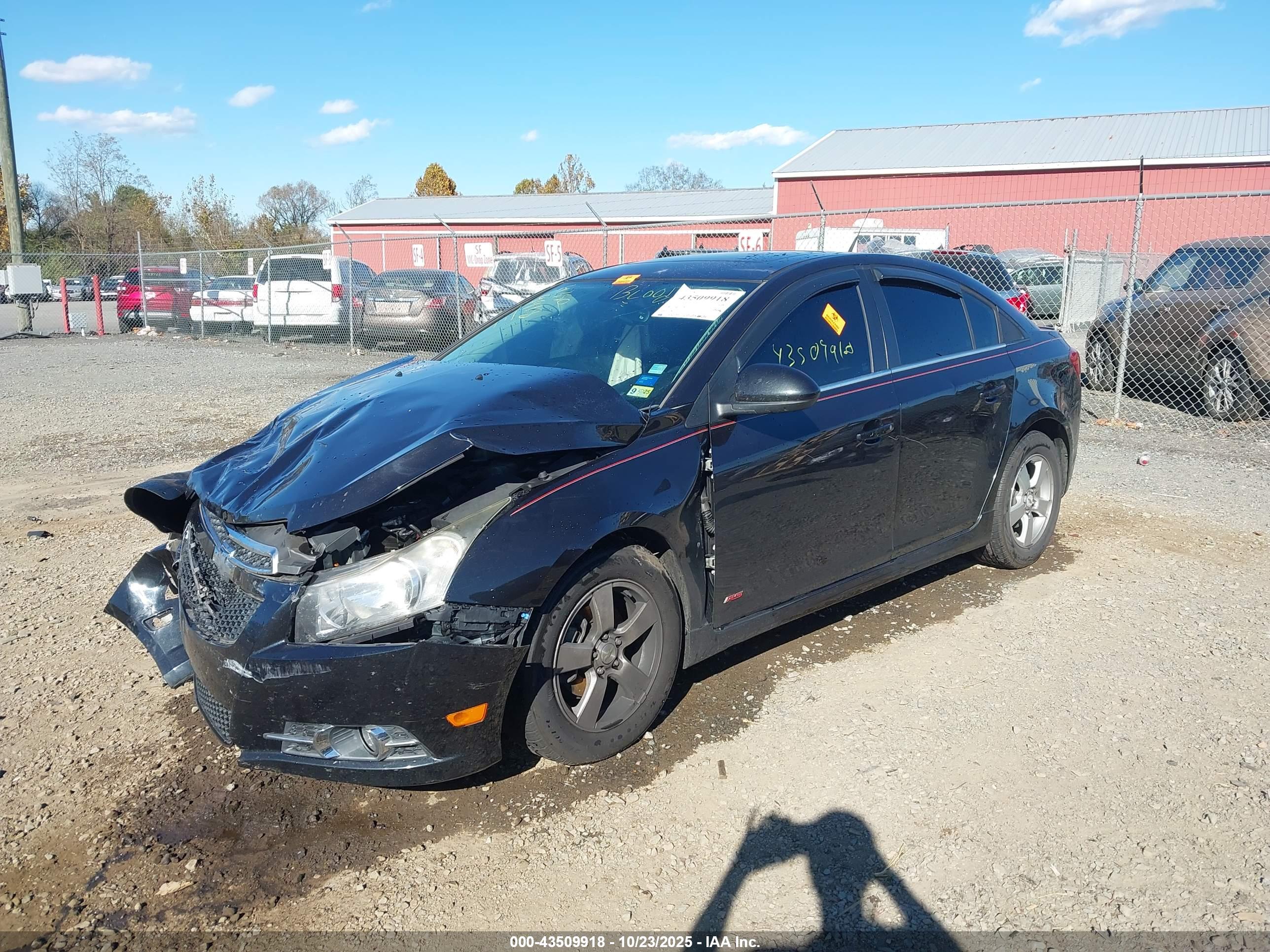 CHEVROLET CRUZE image 2