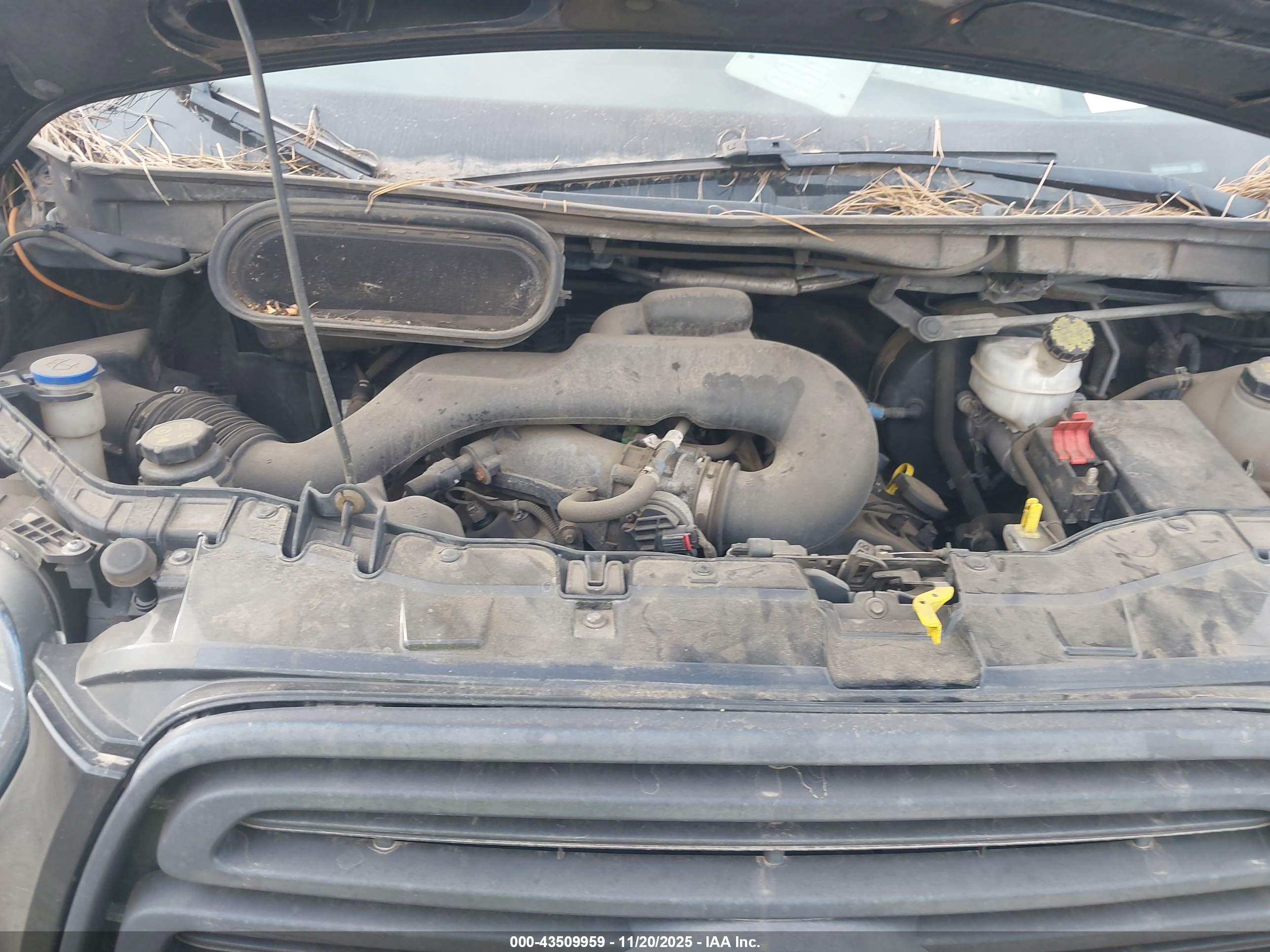 FORD TRANSIT-150 image 10