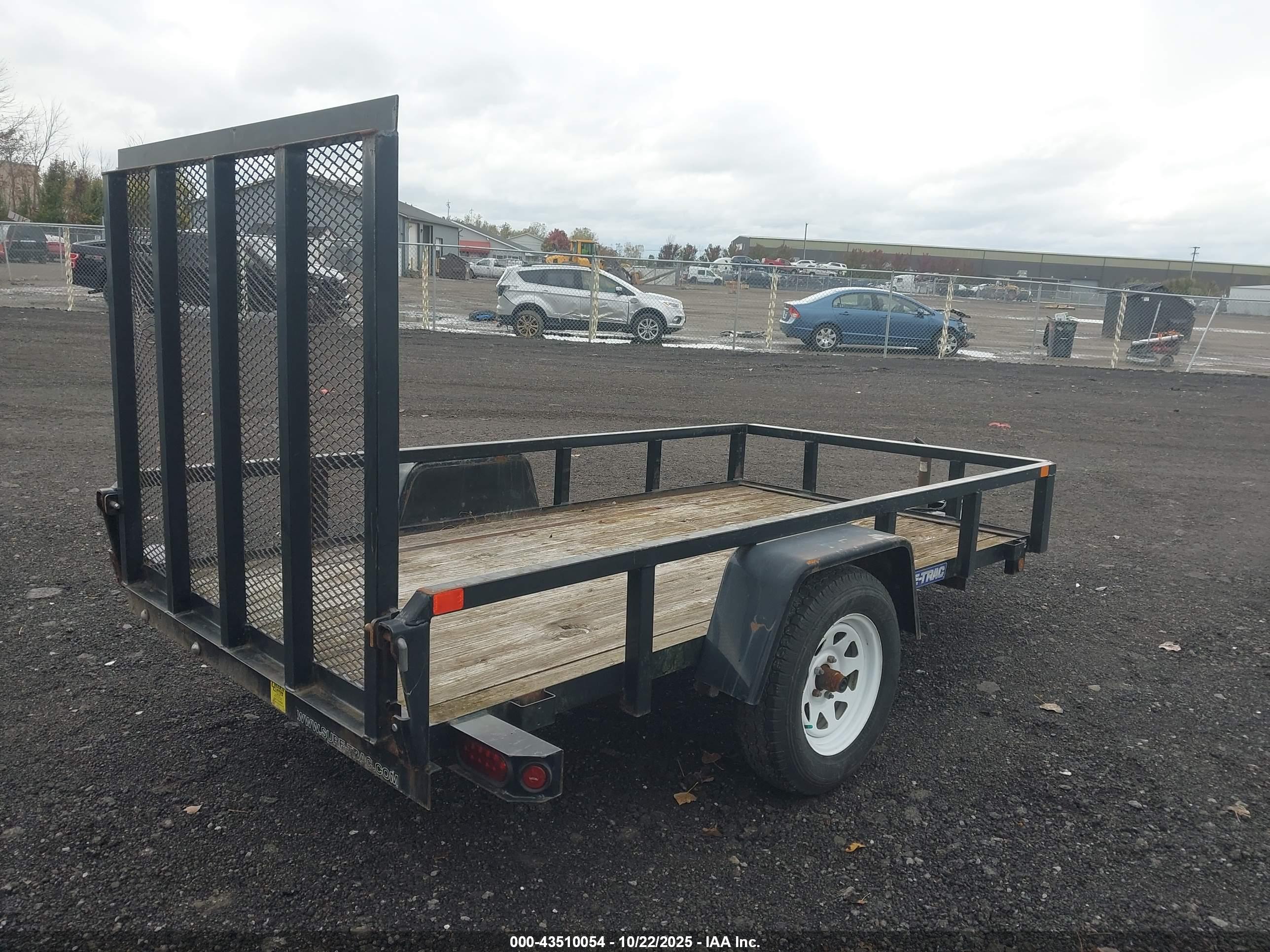 UTILITY TRAILER image 4