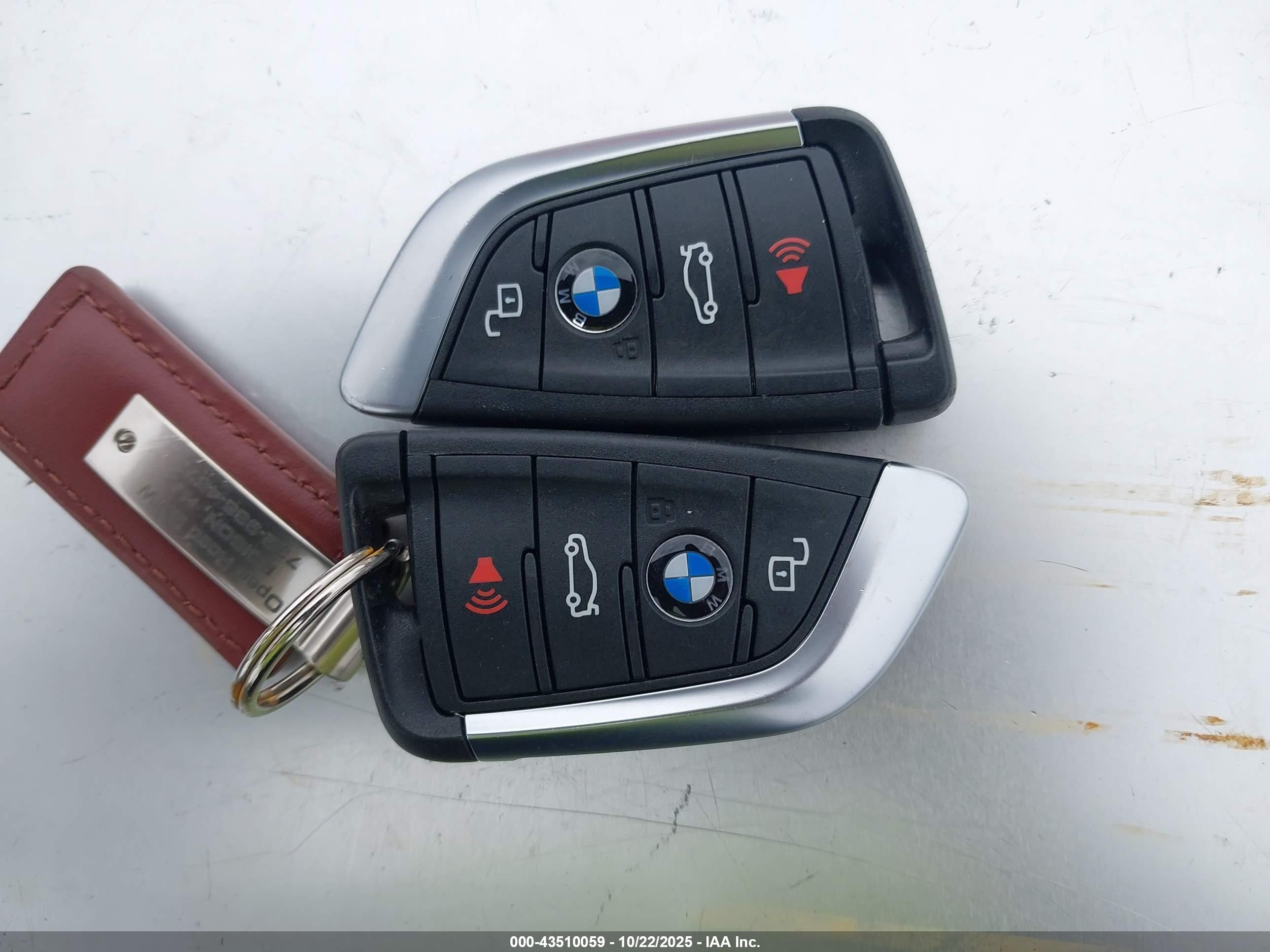 BMW 330I image 11