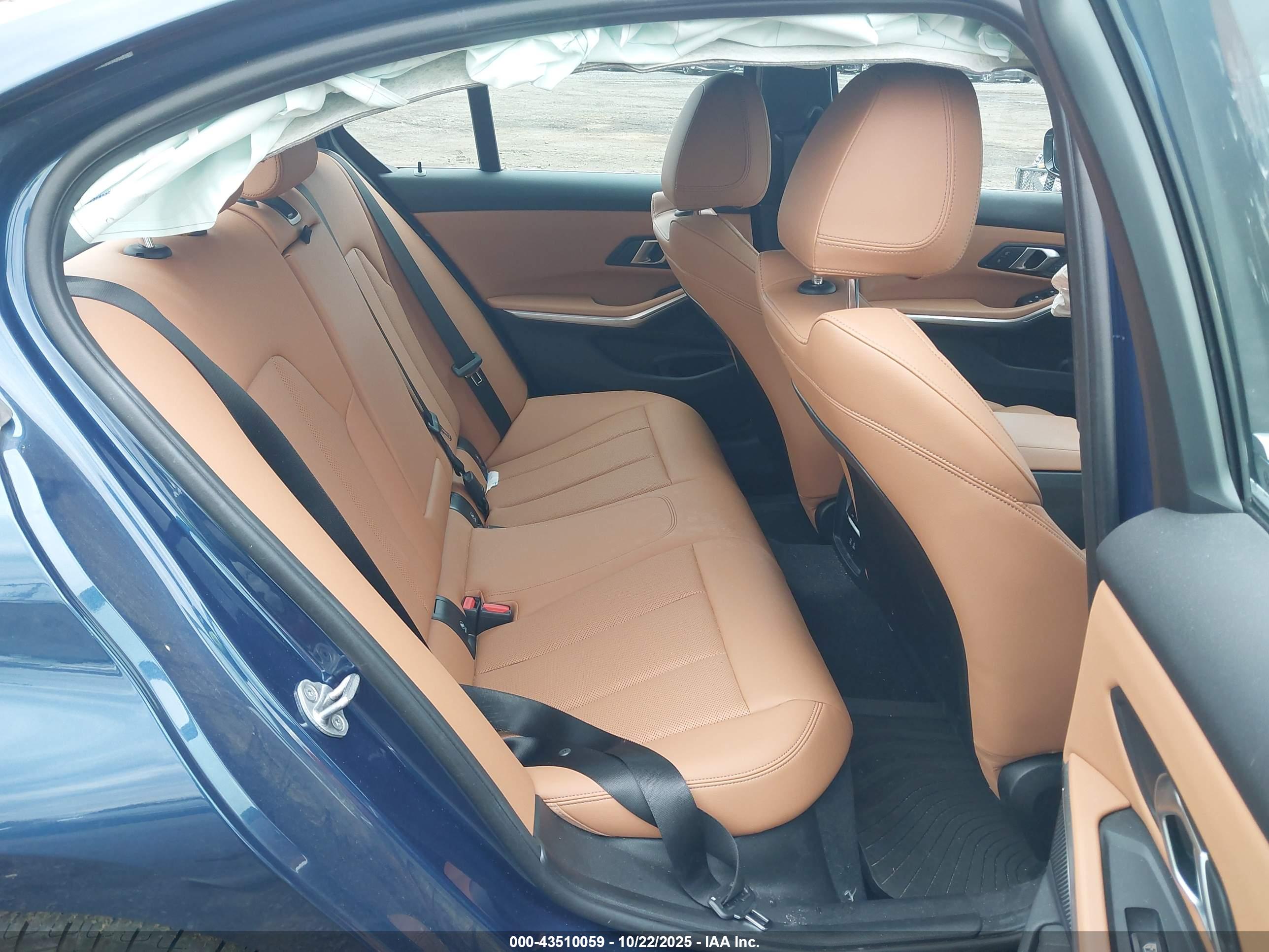 BMW 330I image 8