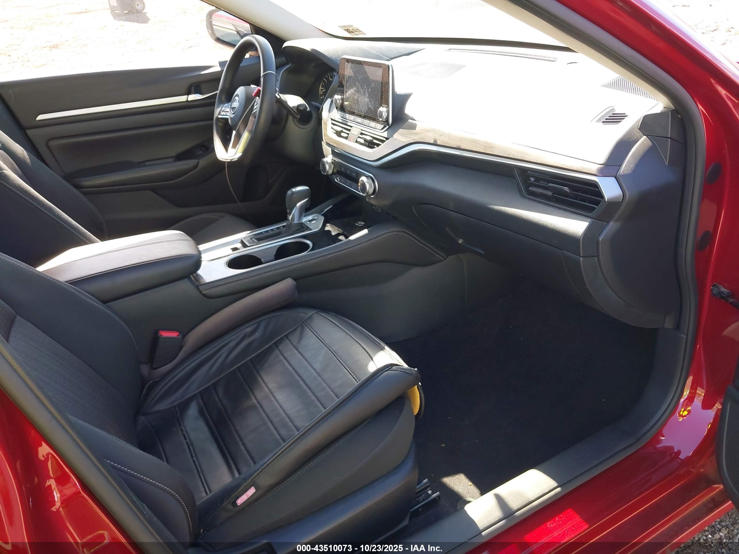 NISSAN ALTIMA image 5