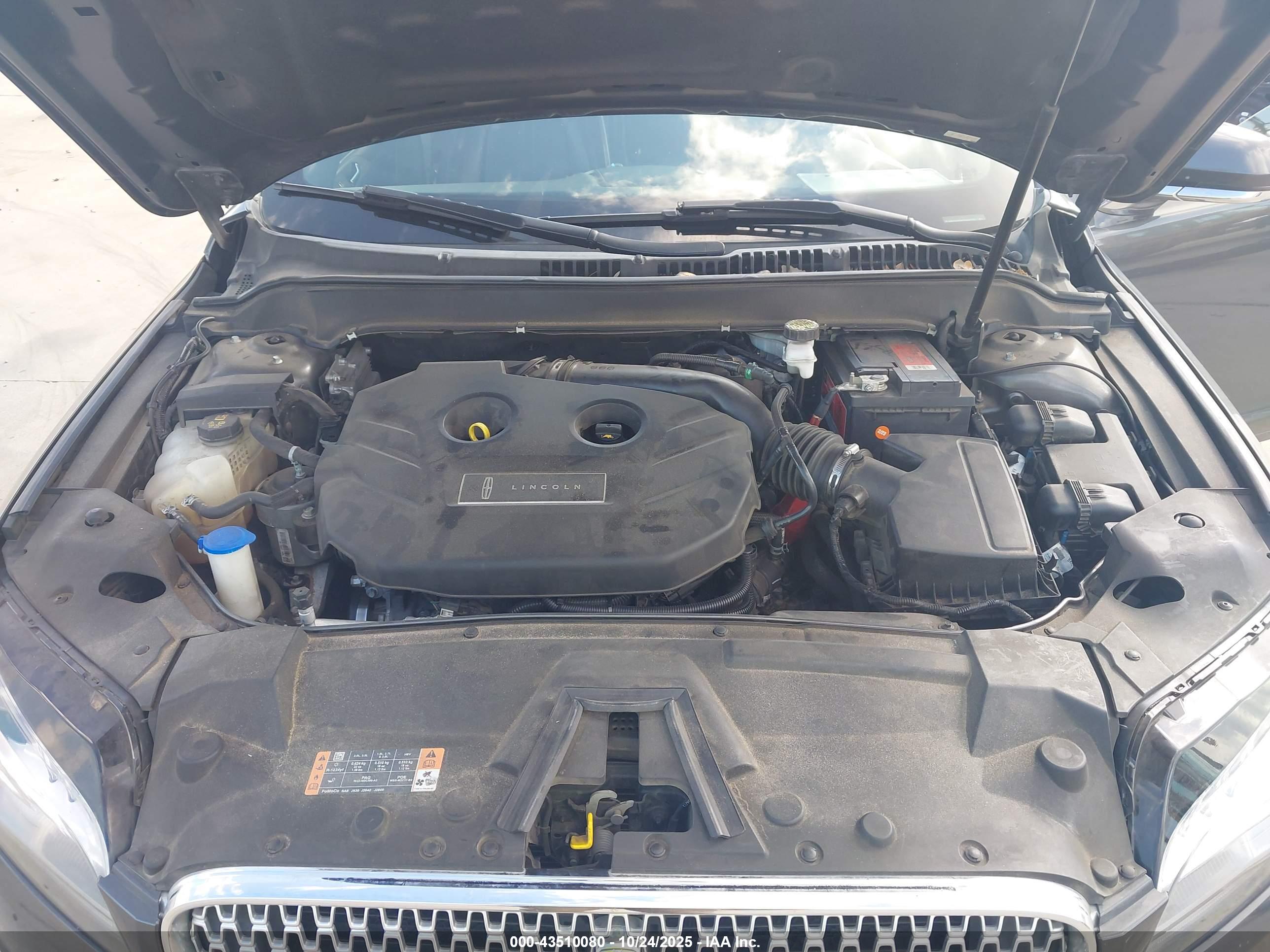 LINCOLN MKZ image 10