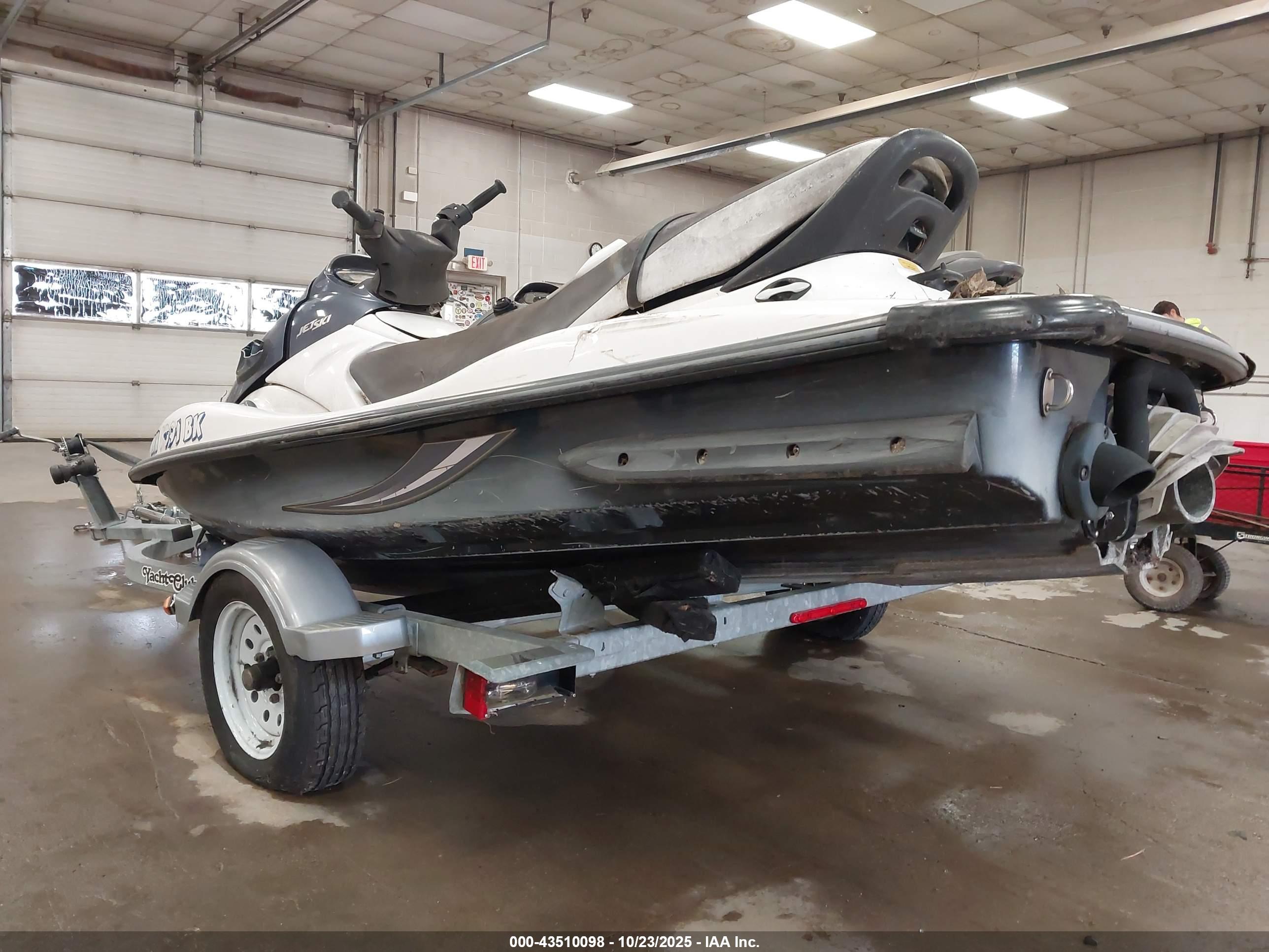 KAWASAKI STX image 3