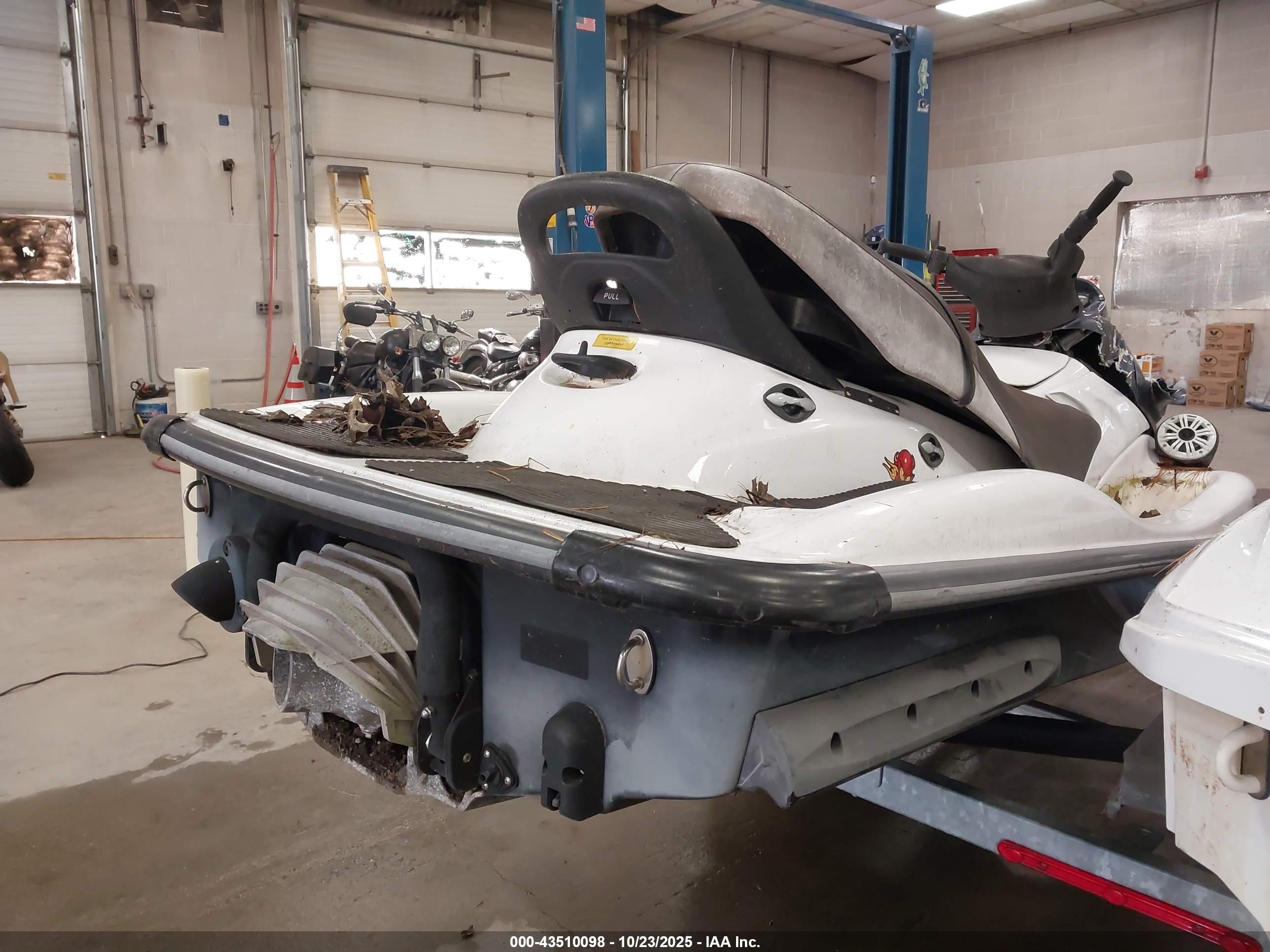 KAWASAKI STX image 4