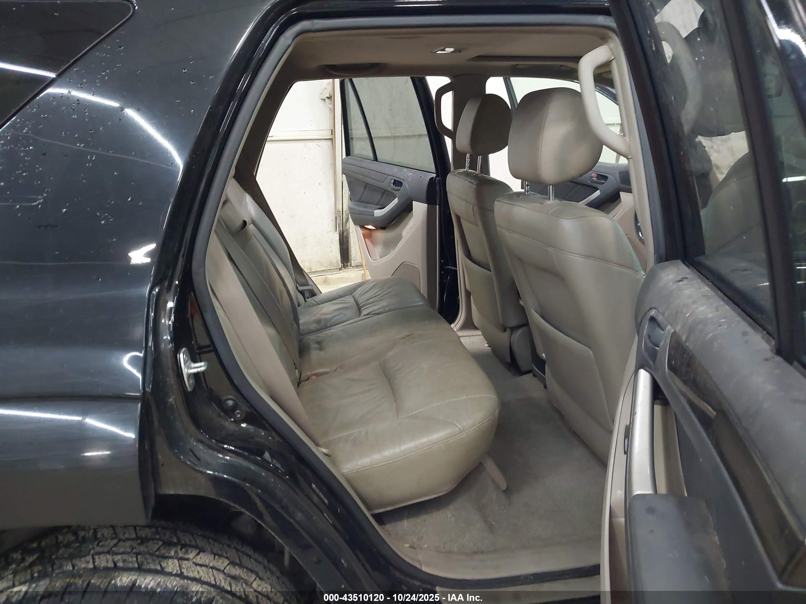 TOYOTA 4RUNNER image 8