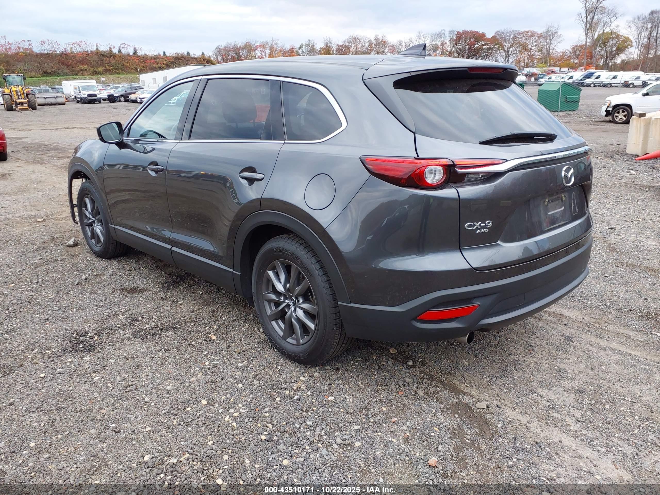 MAZDA CX-9 image 3
