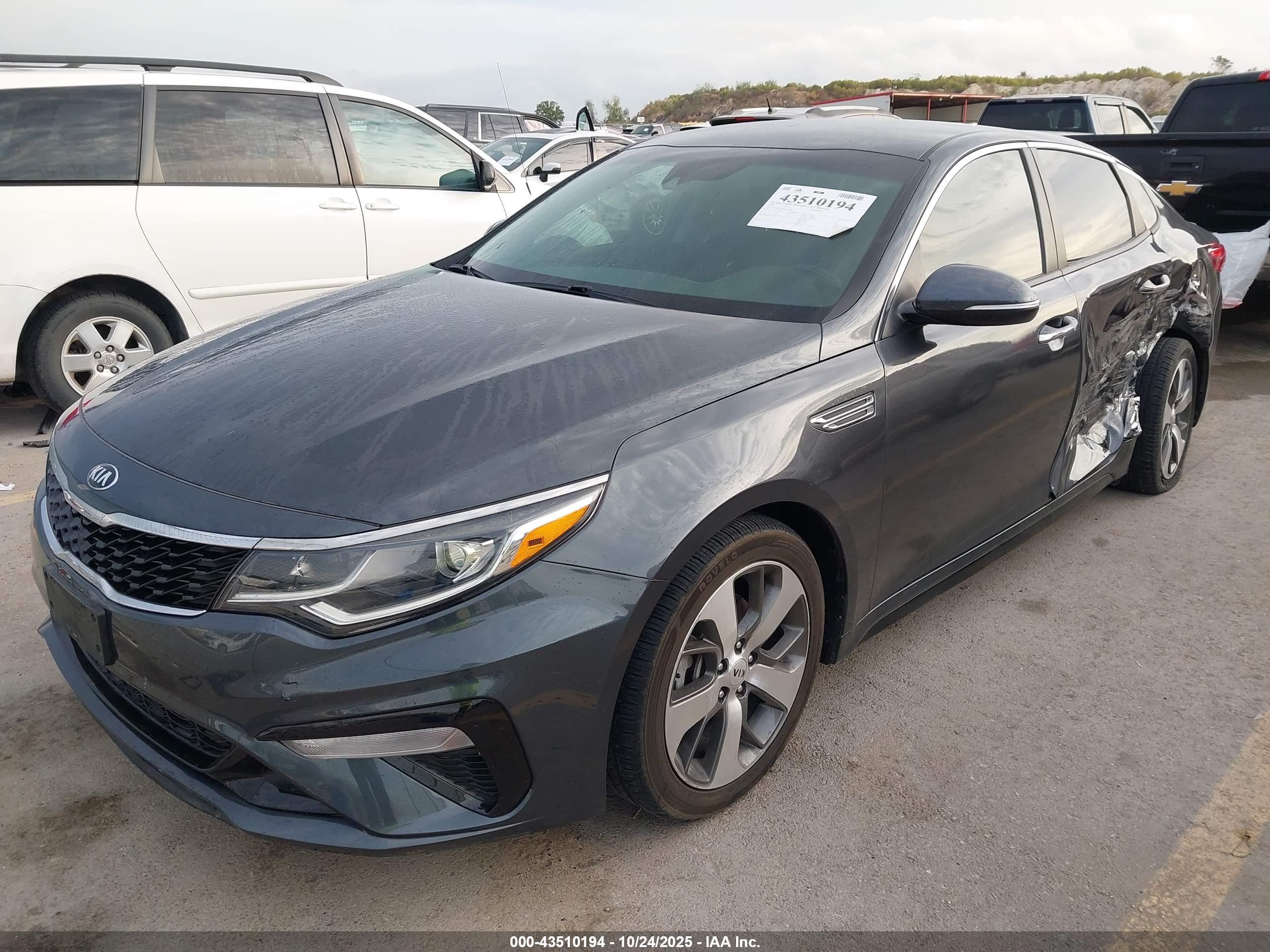 KIA OPTIMA image 2
