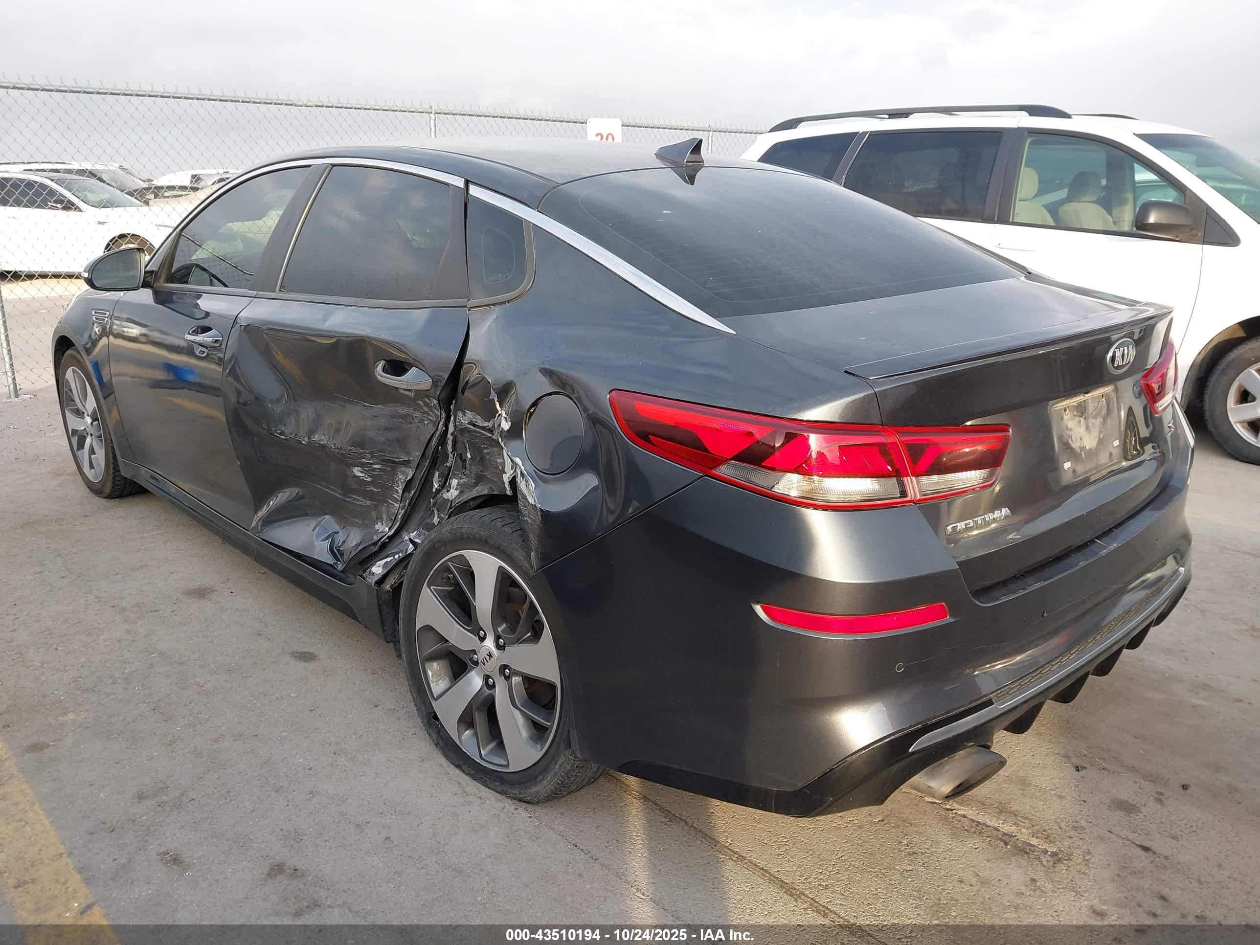 KIA OPTIMA image 3