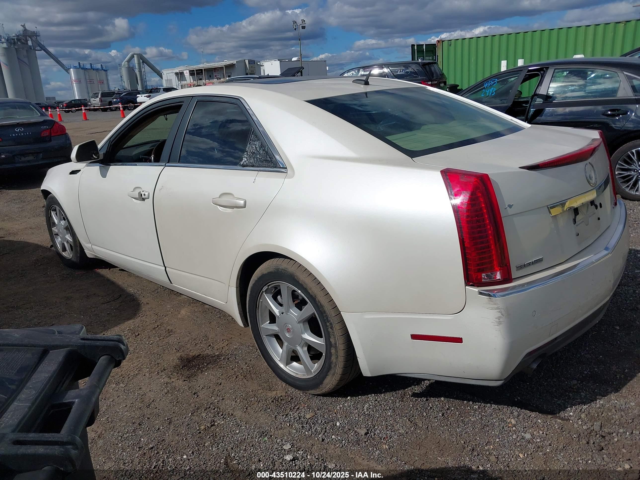 CADILLAC CTS image 3