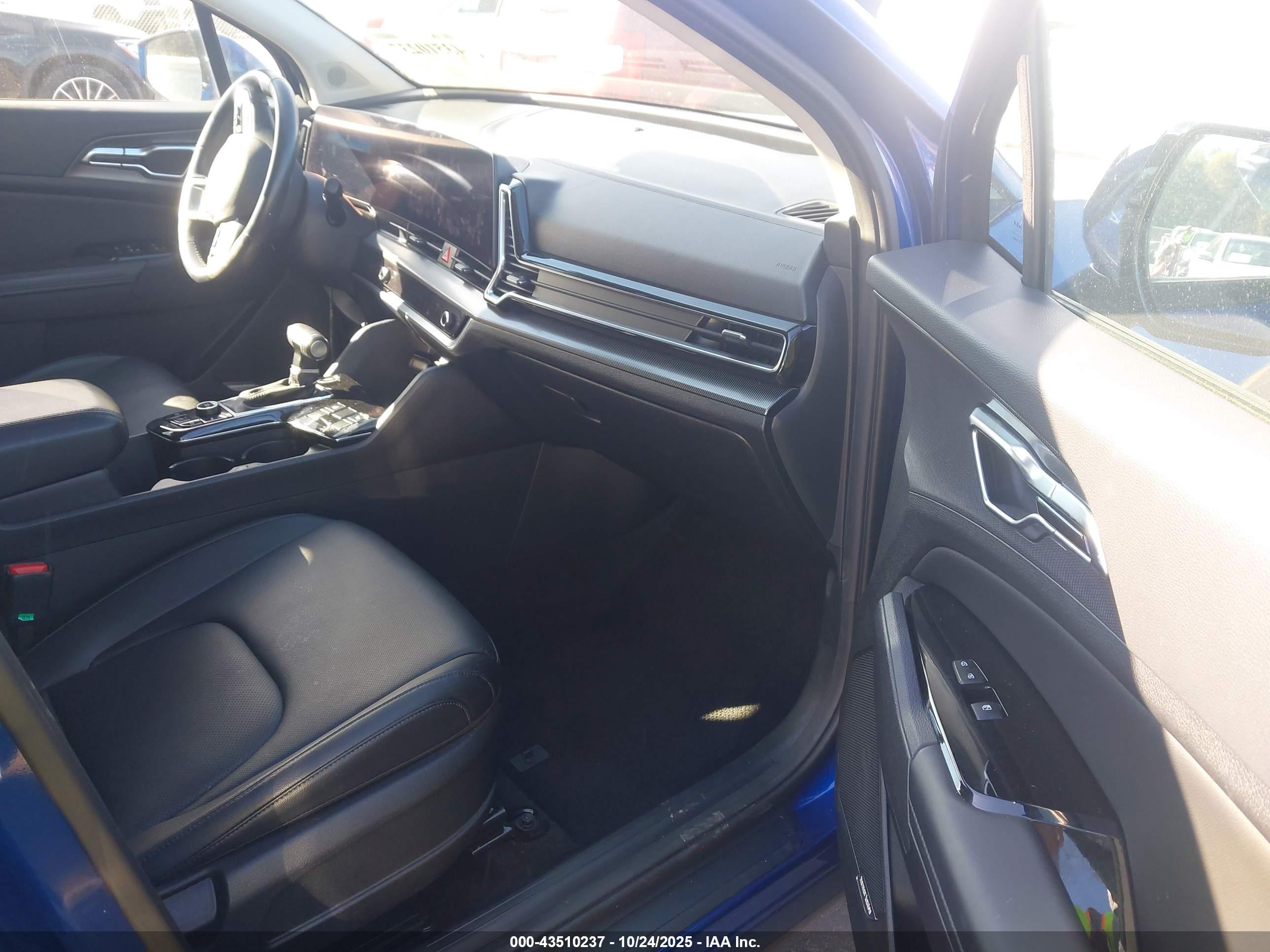 KIA SPORTAGE image 5