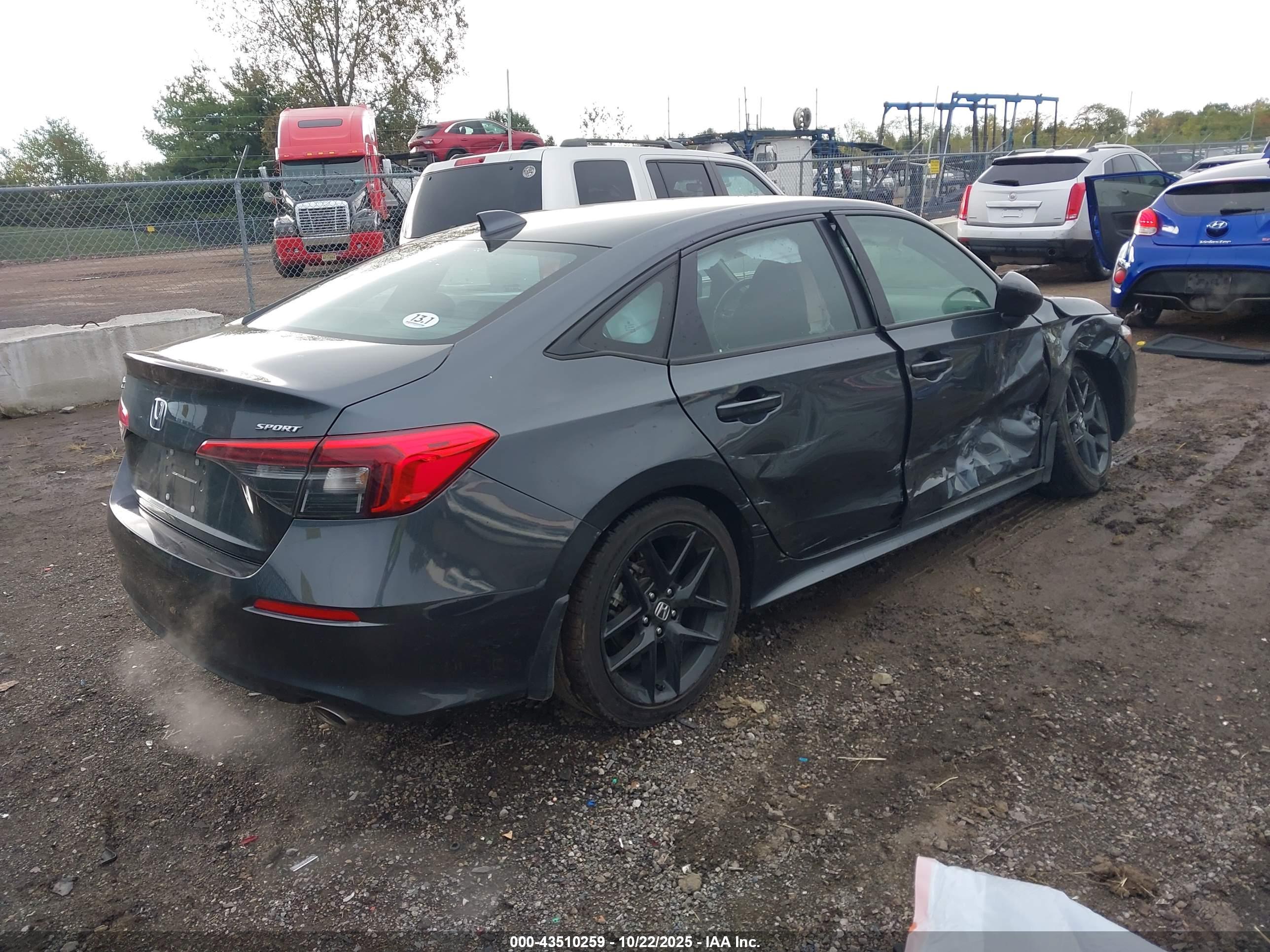 HONDA CIVIC image 4