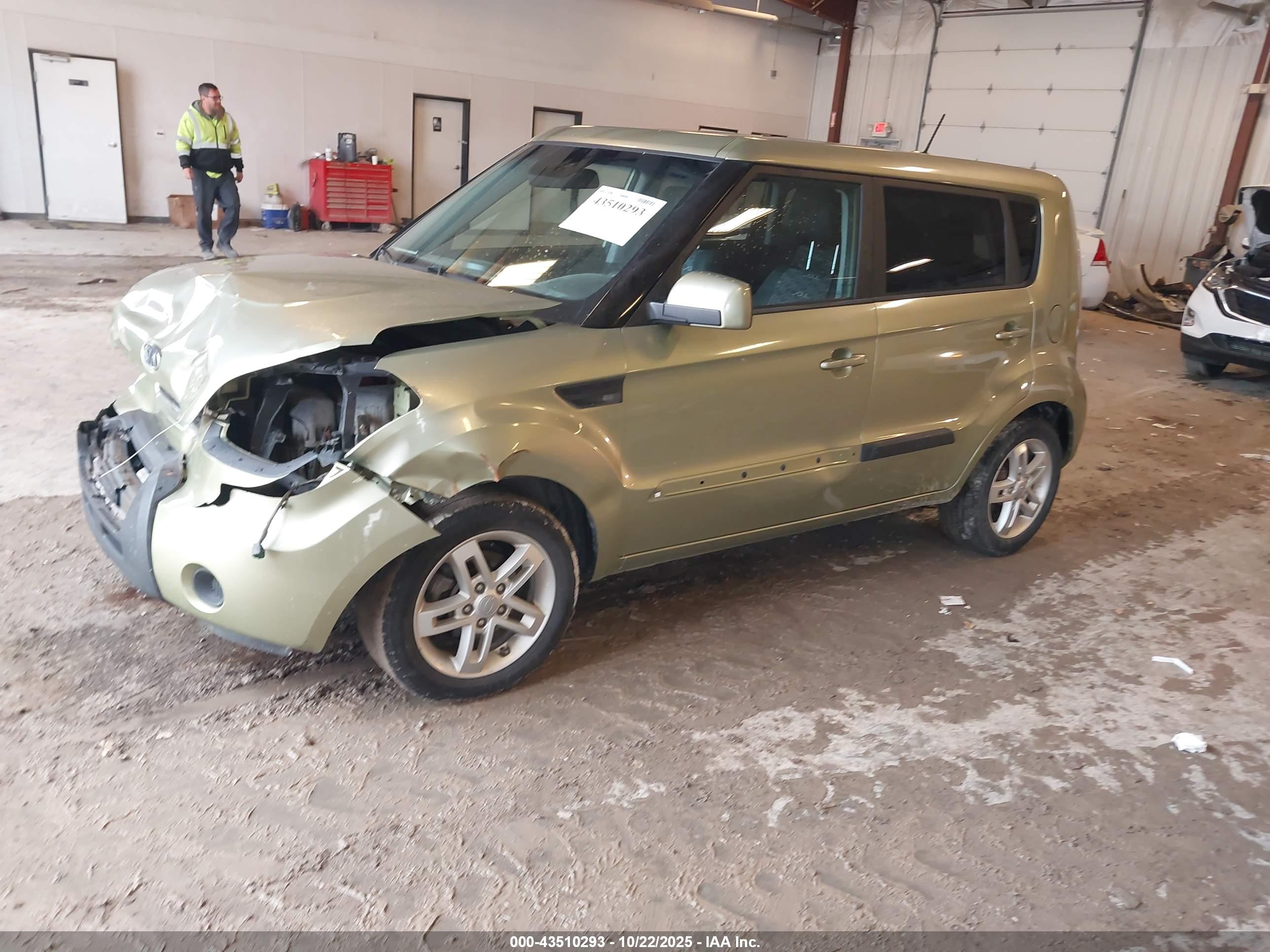 KIA SOUL image 2