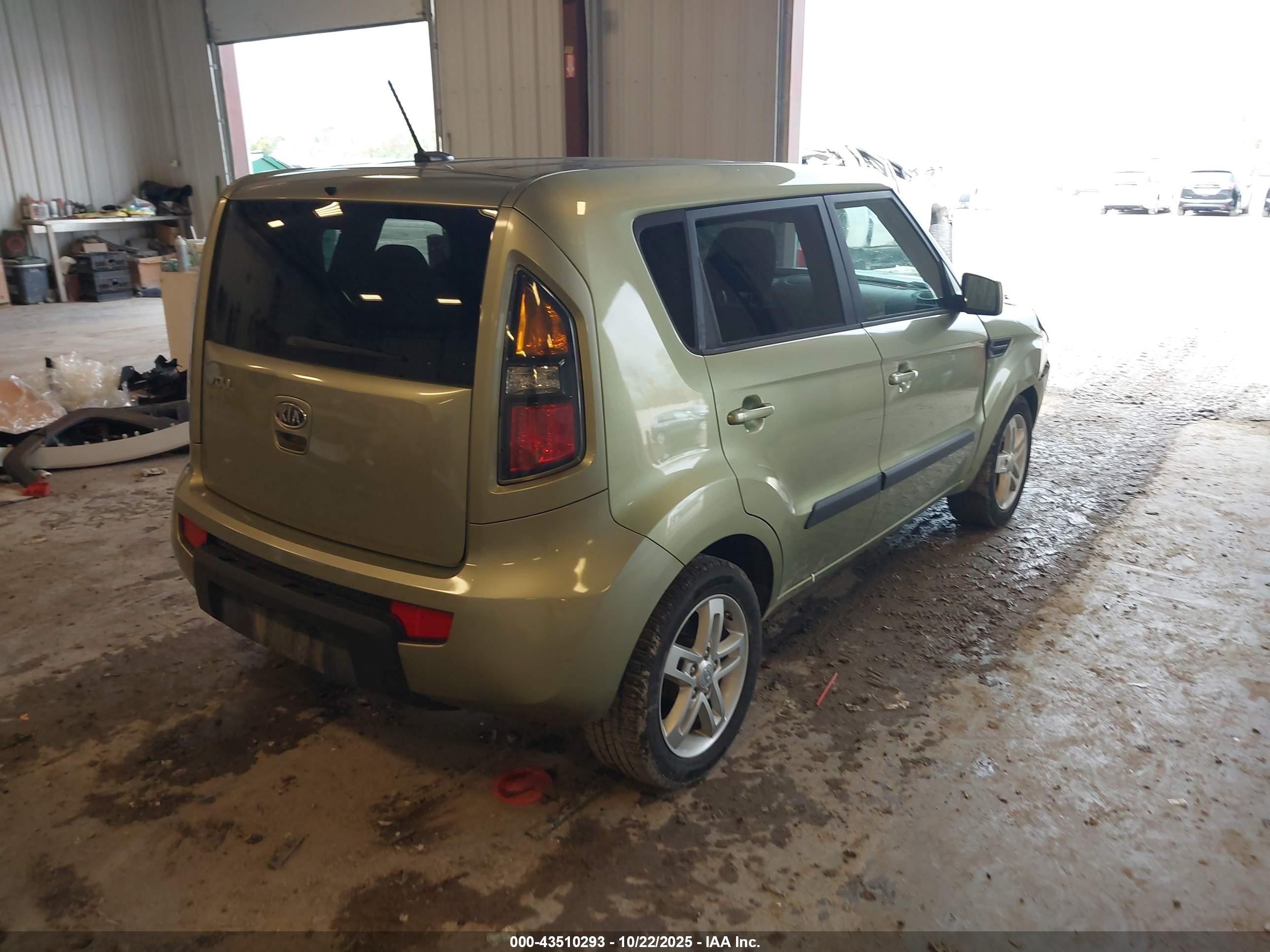 KIA SOUL image 4