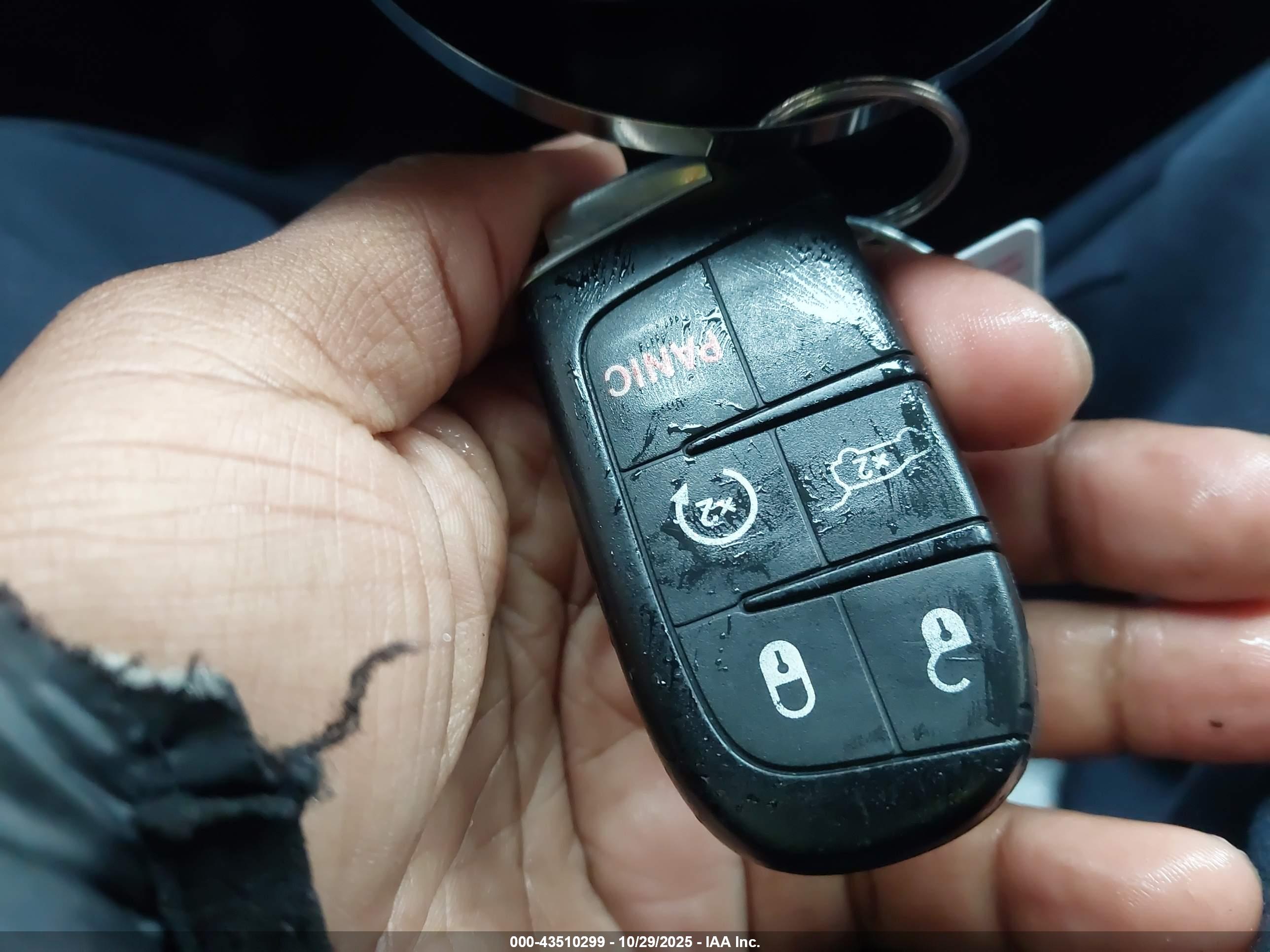JEEP GRAND image 11