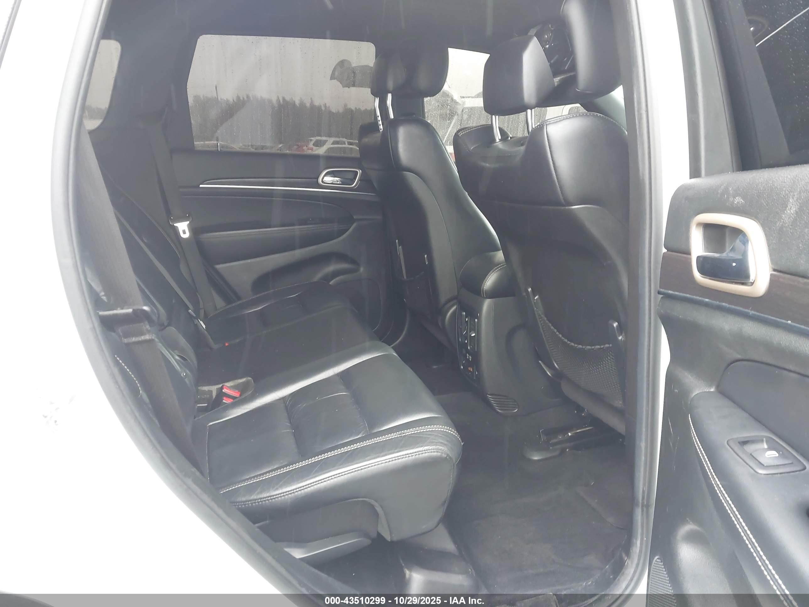 JEEP GRAND image 8