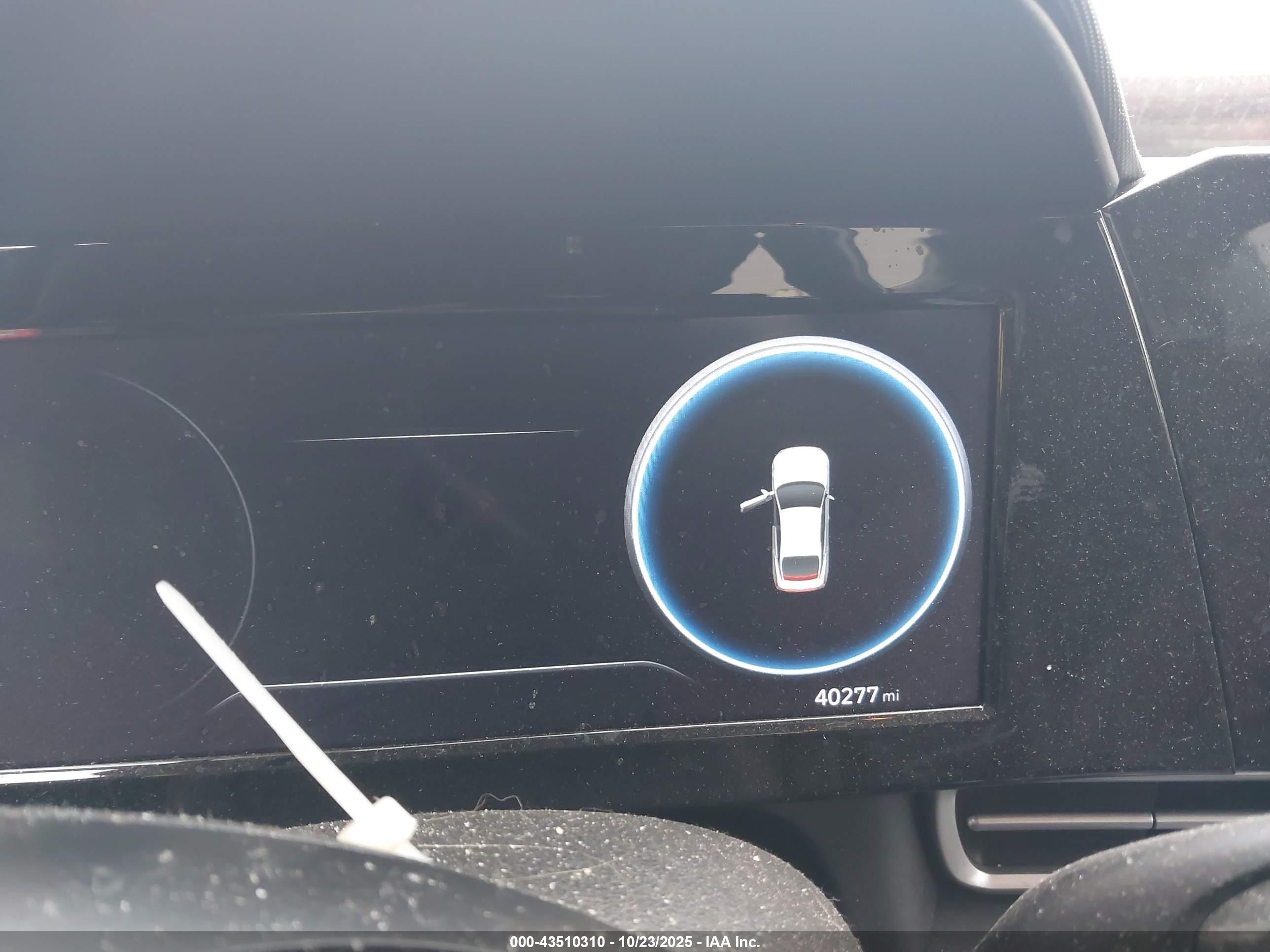 HYUNDAI ELANTRA image 7