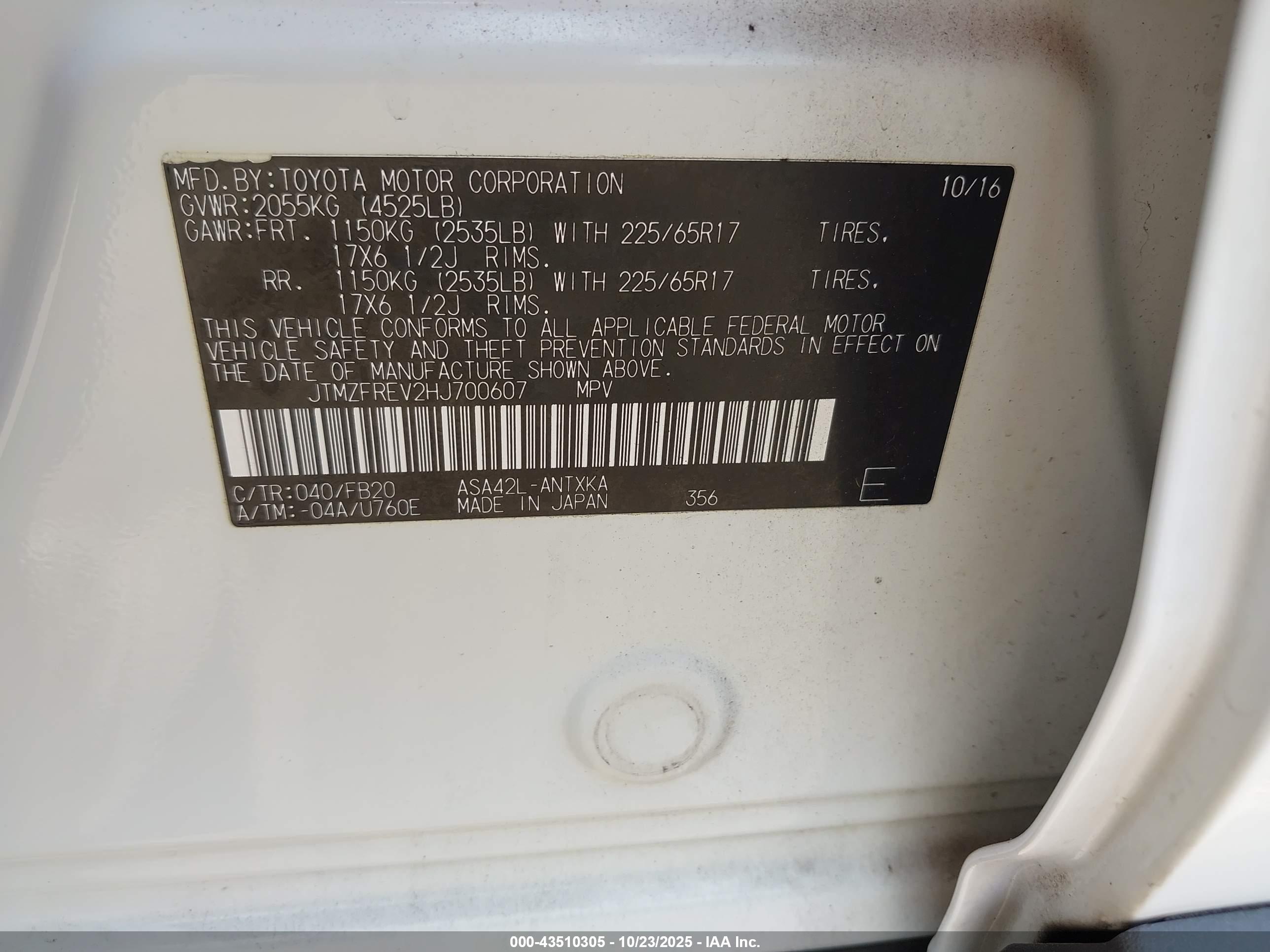 TOYOTA RAV4 image 9