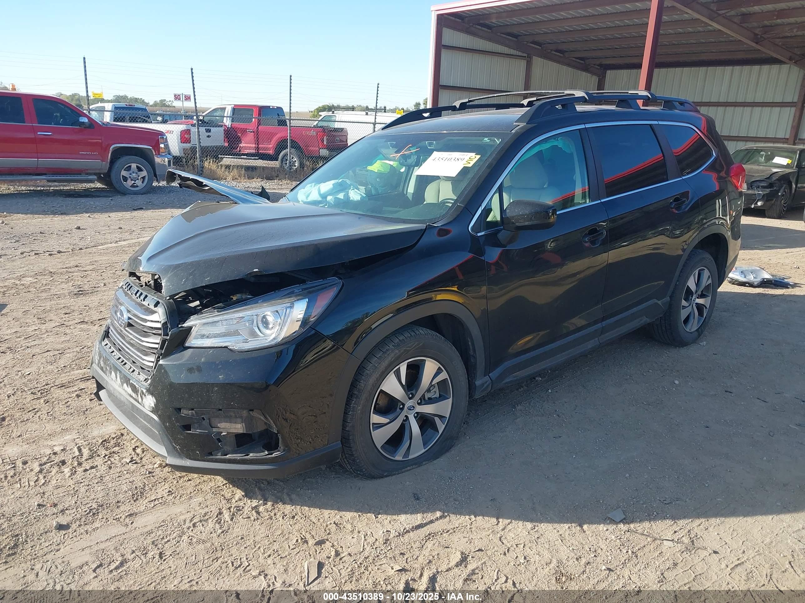 SUBARU ASCENT image 2