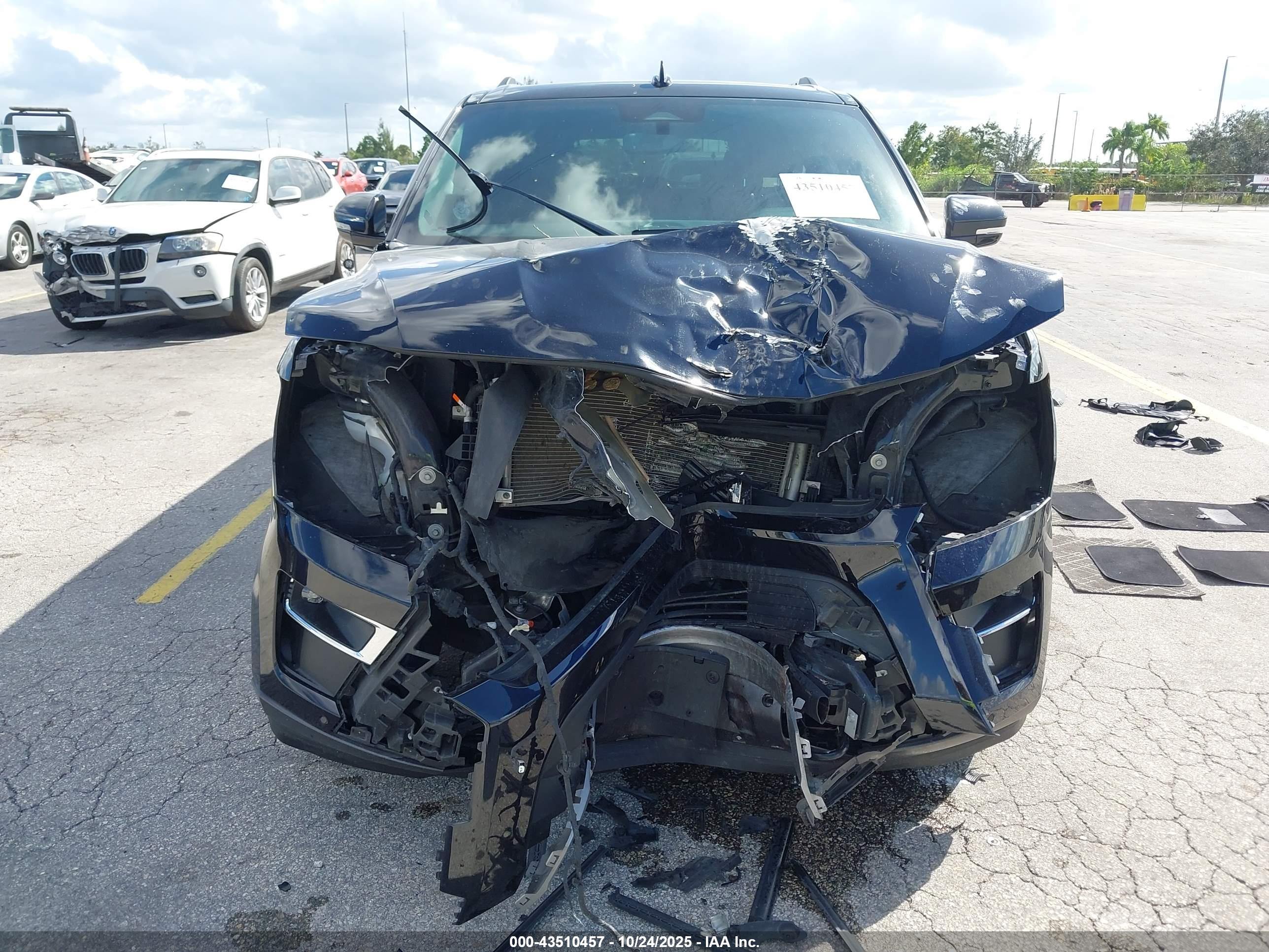 FORD EXPEDITION image 6