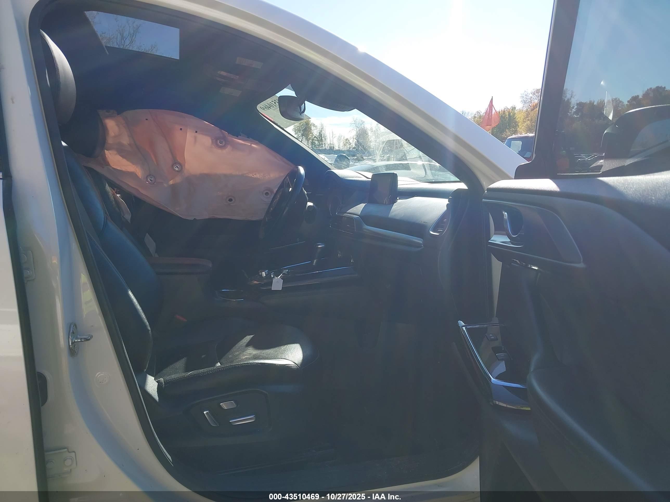 MAZDA CX-9 image 5