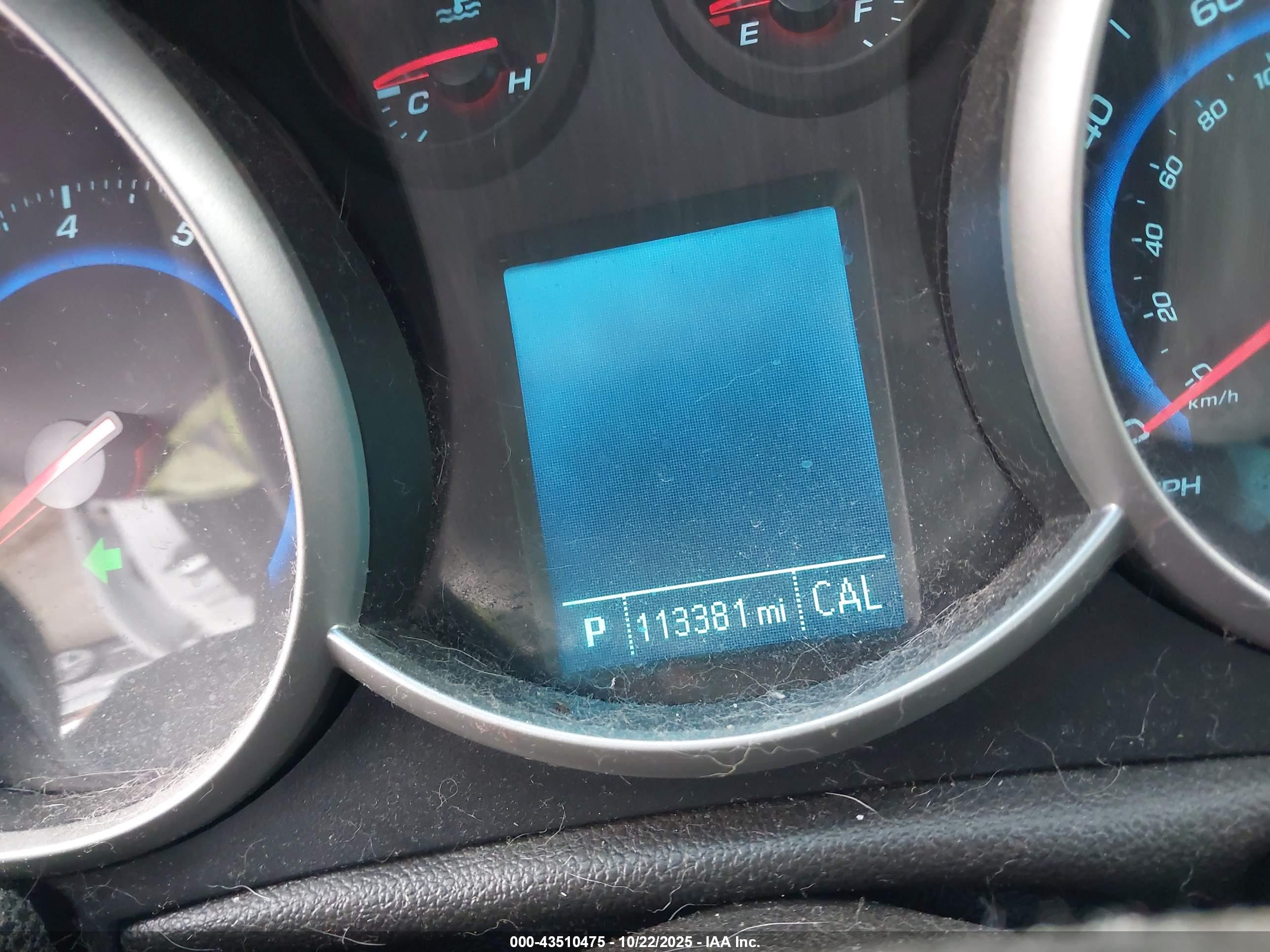 CHEVROLET CRUZE image 7