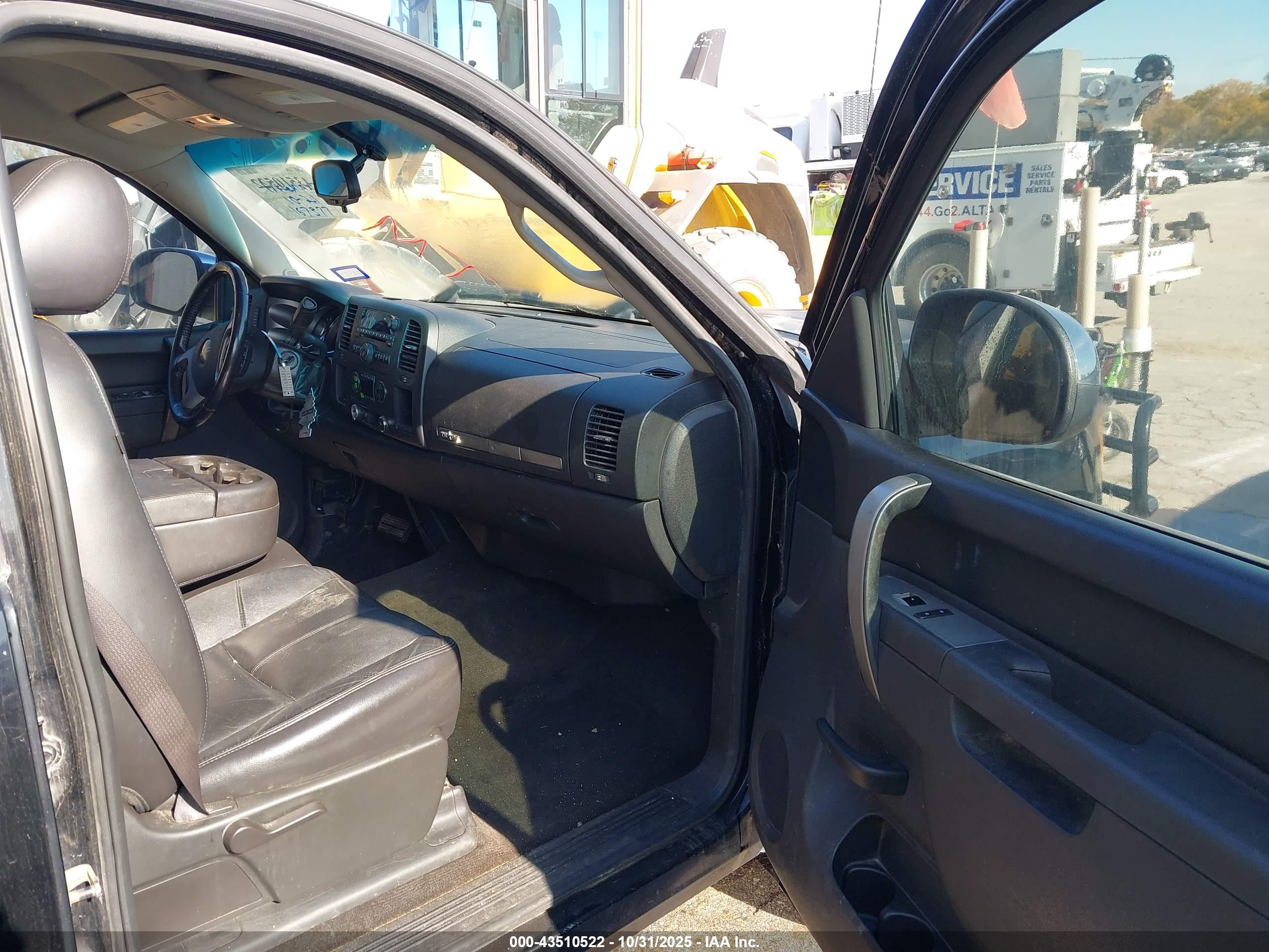 GMC SIERRA image 5