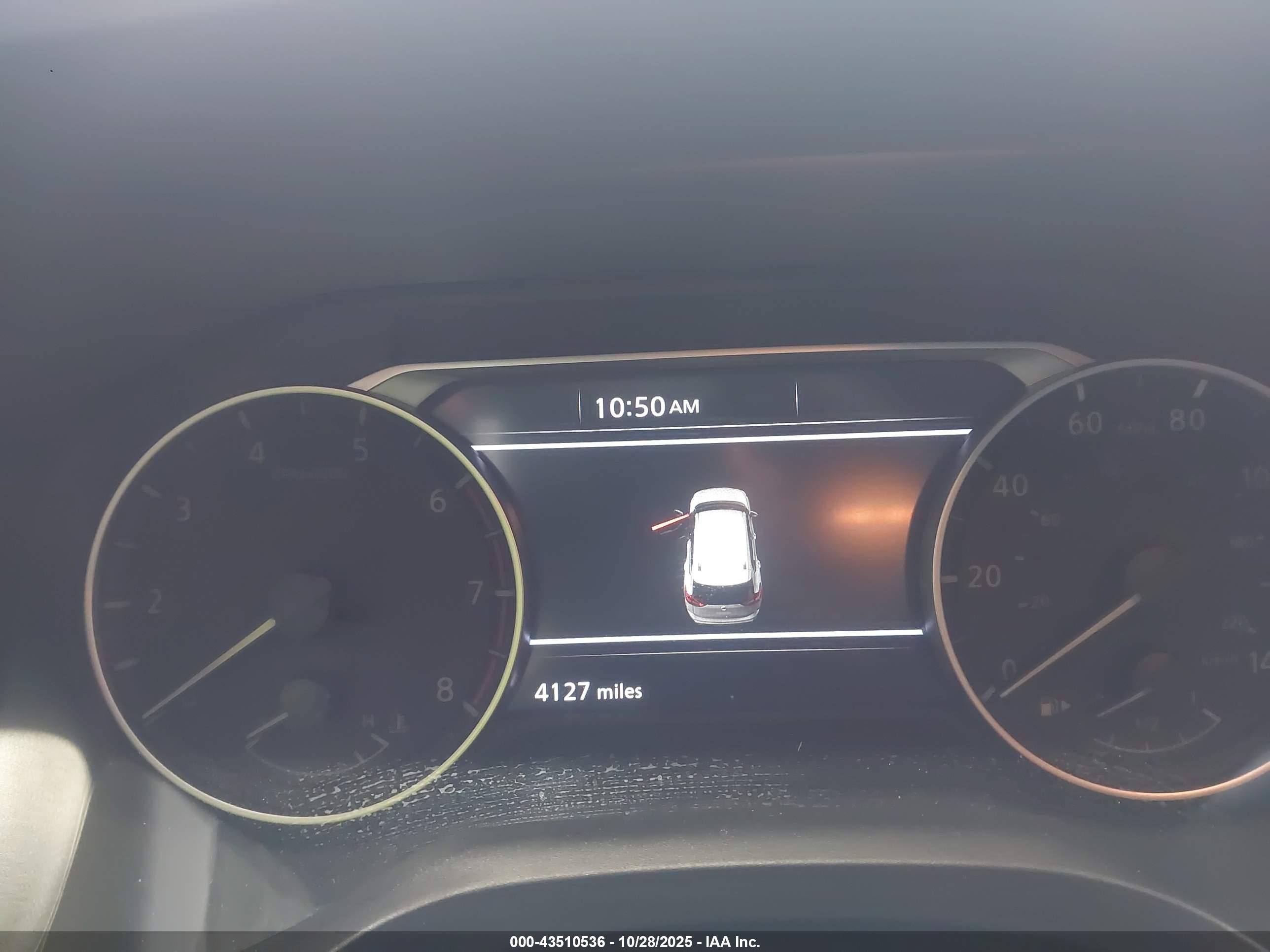 NISSAN ROGUE image 7