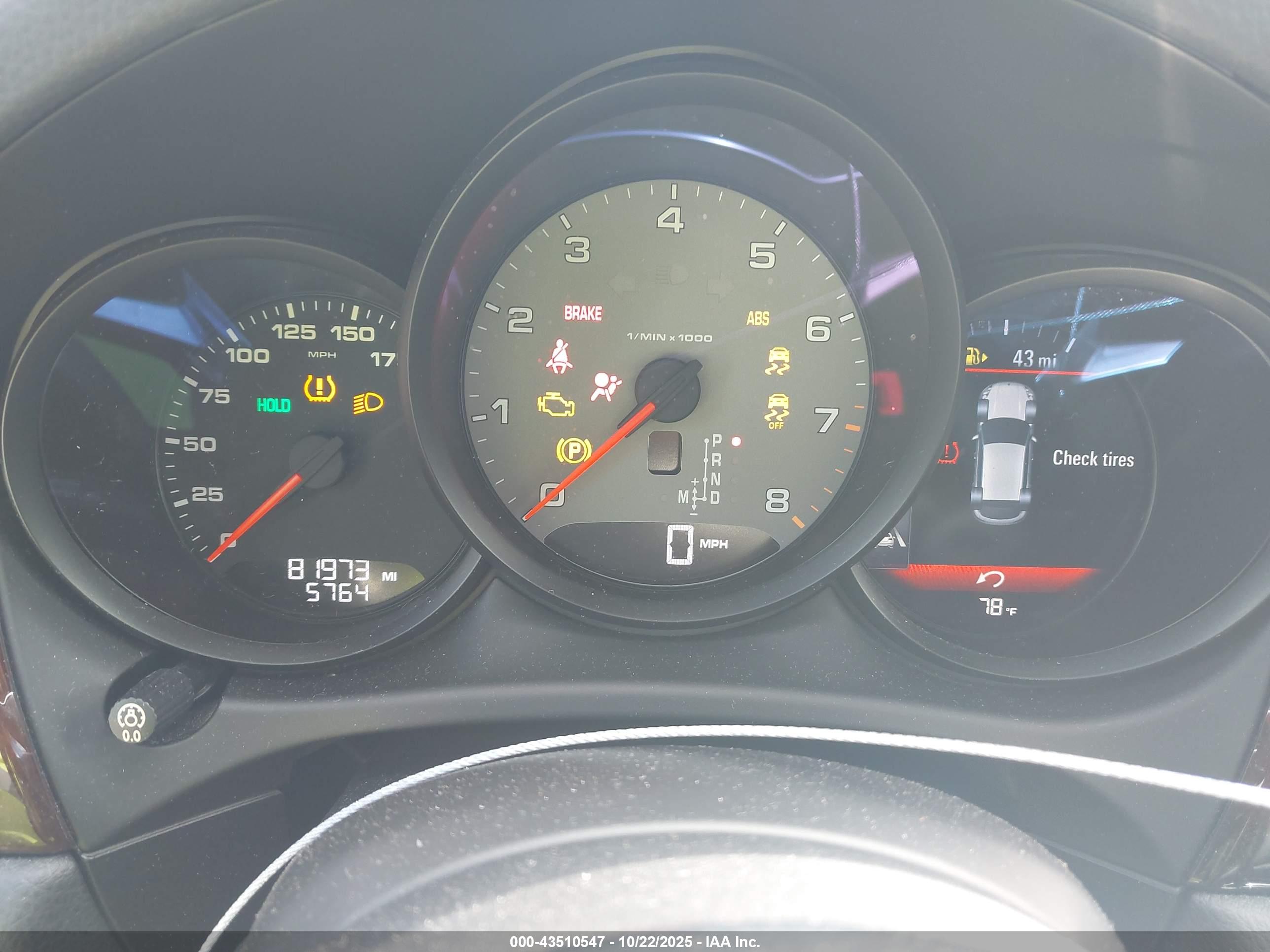 PORSCHE MACAN image 7