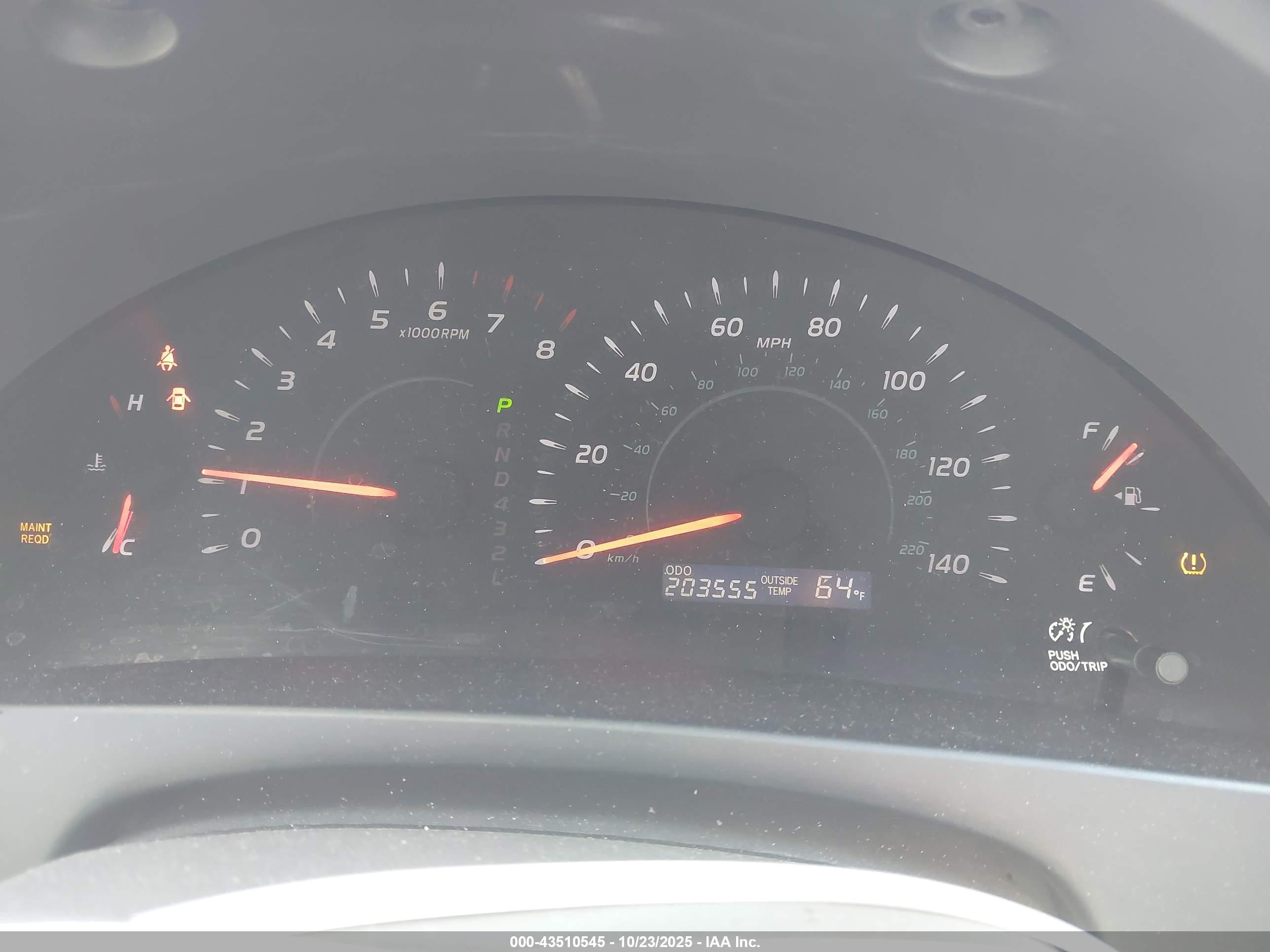 TOYOTA CAMRY image 7