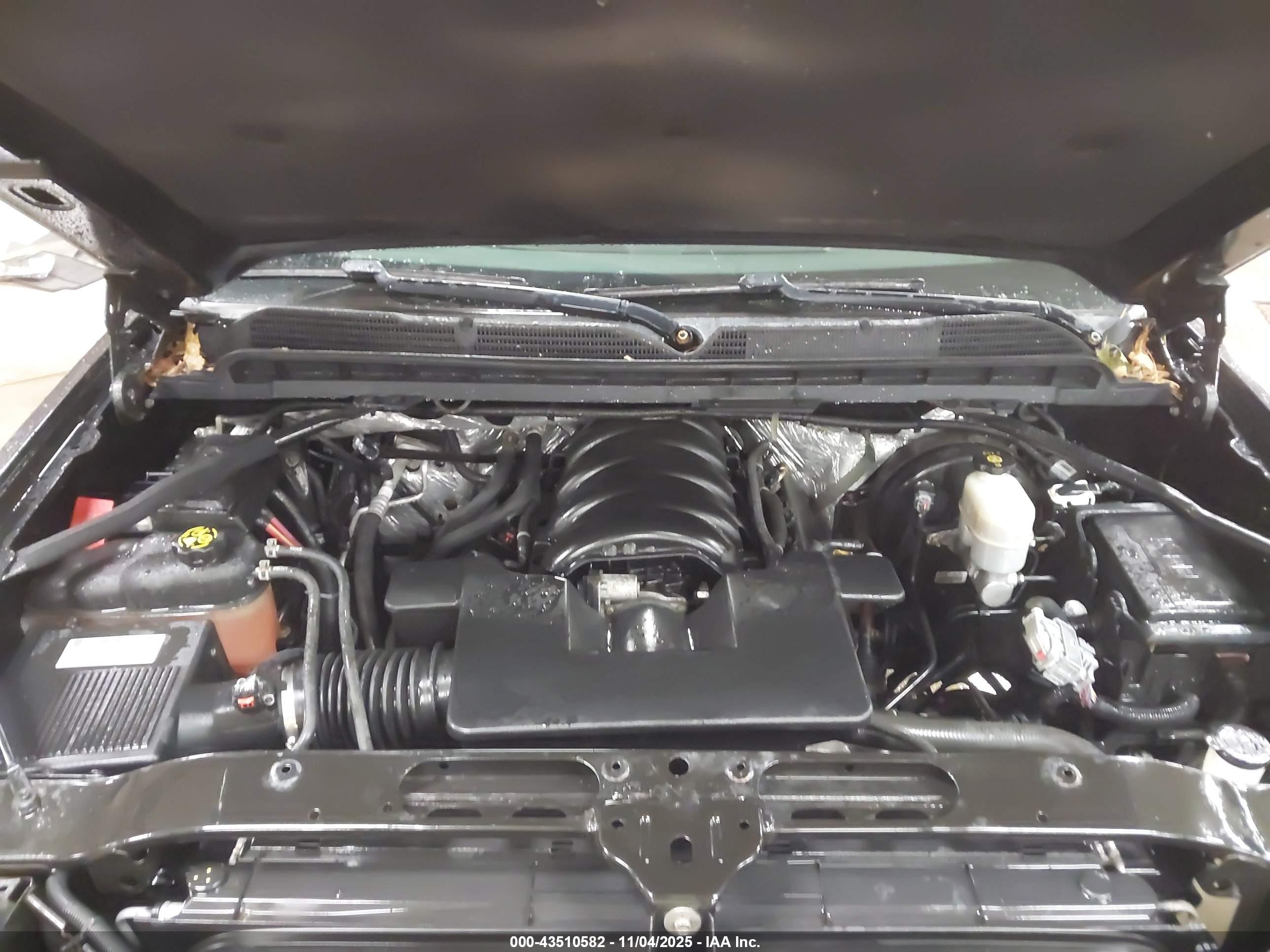 CHEVROLET SILVERADO image 10