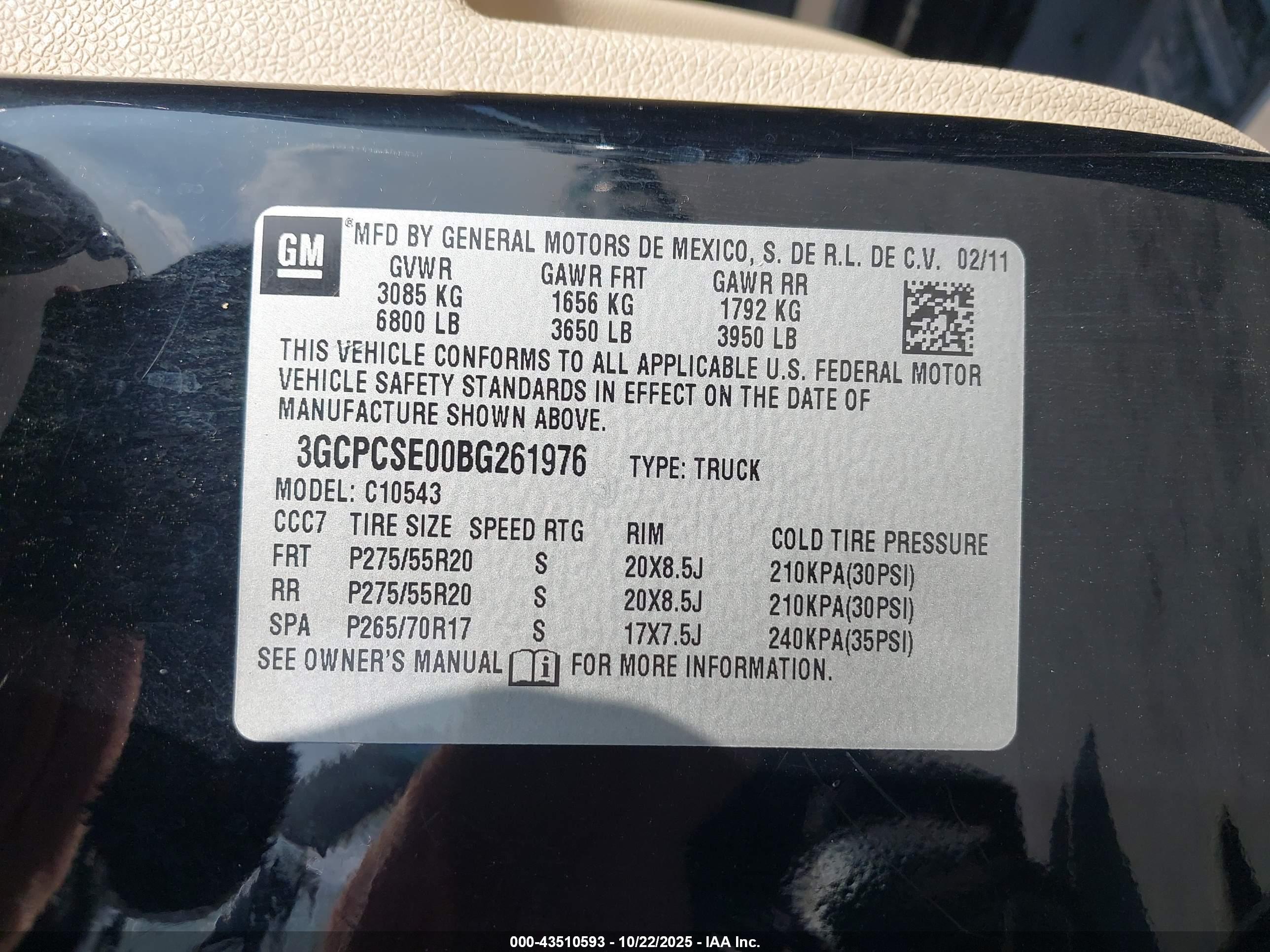 CHEVROLET SILVERADO image 9