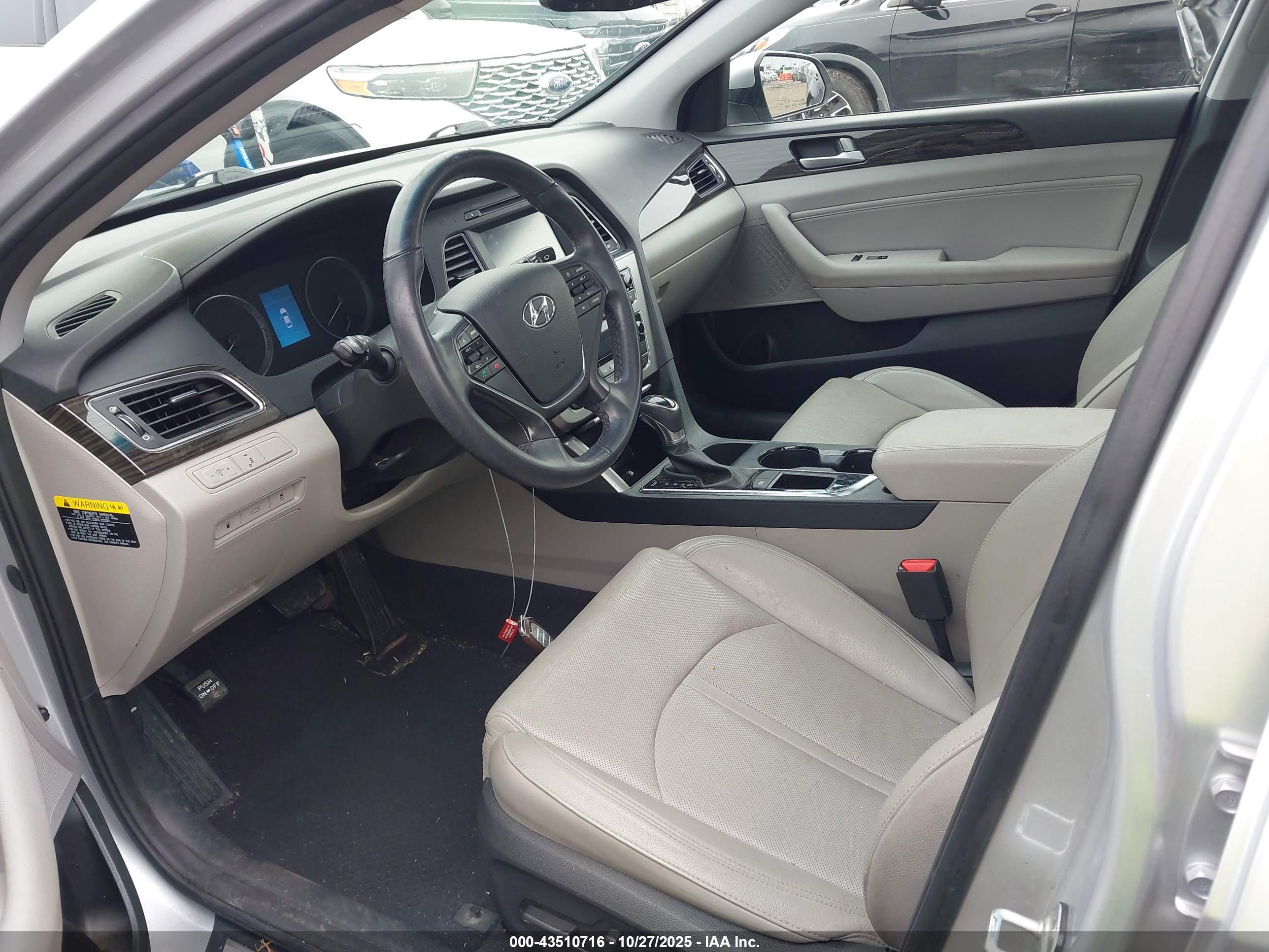 HYUNDAI SONATA image 5