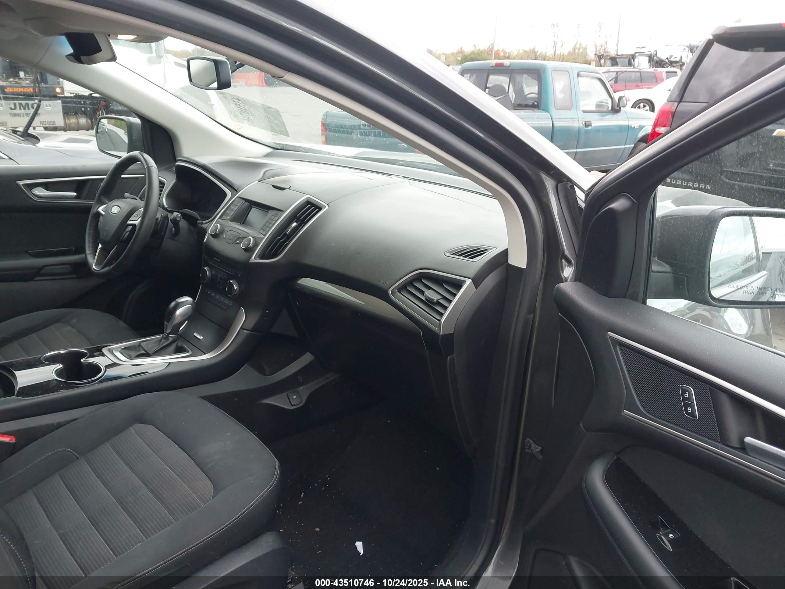 FORD EDGE image 5