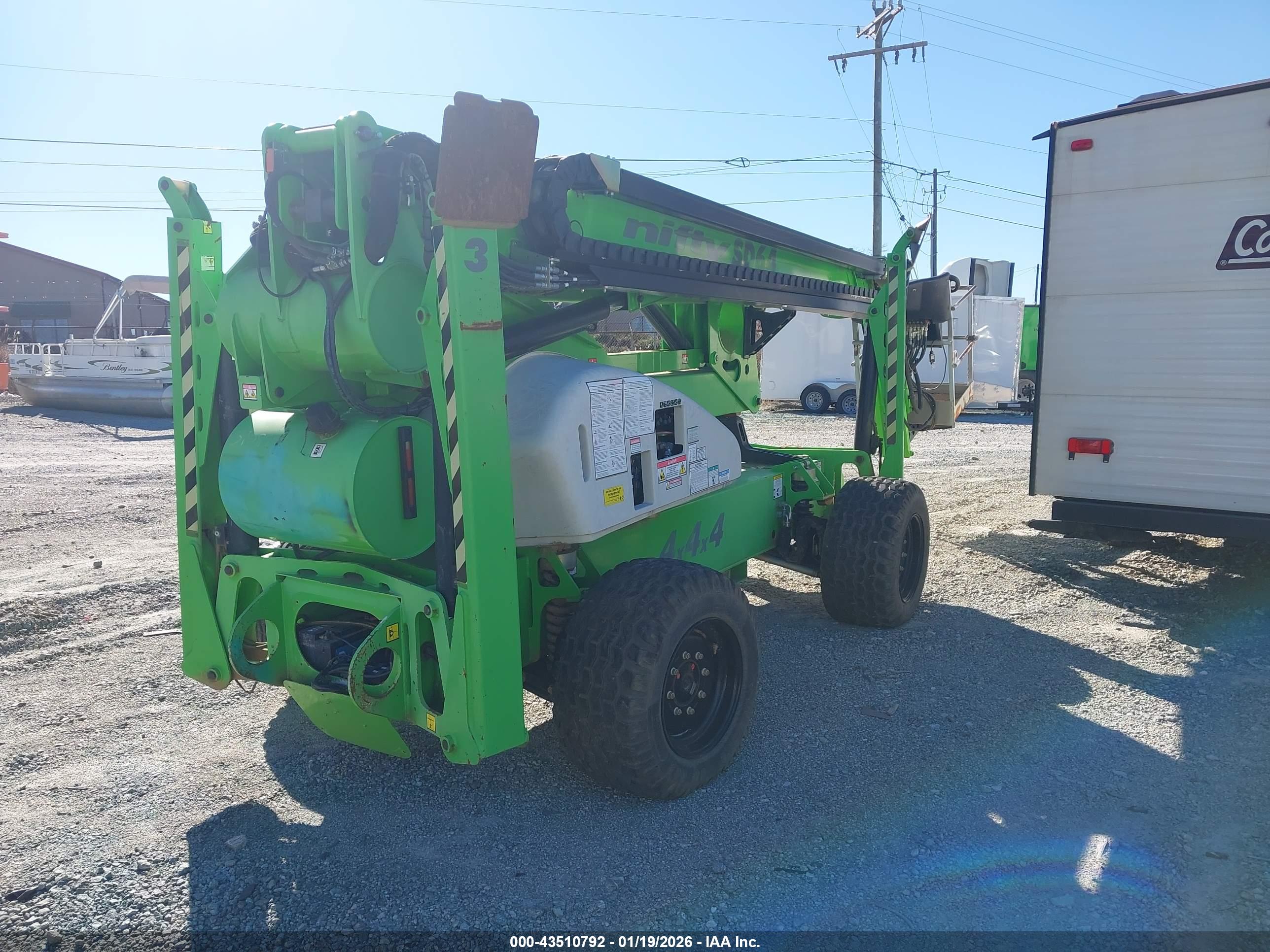 NIFTYLIFT MAN image 4