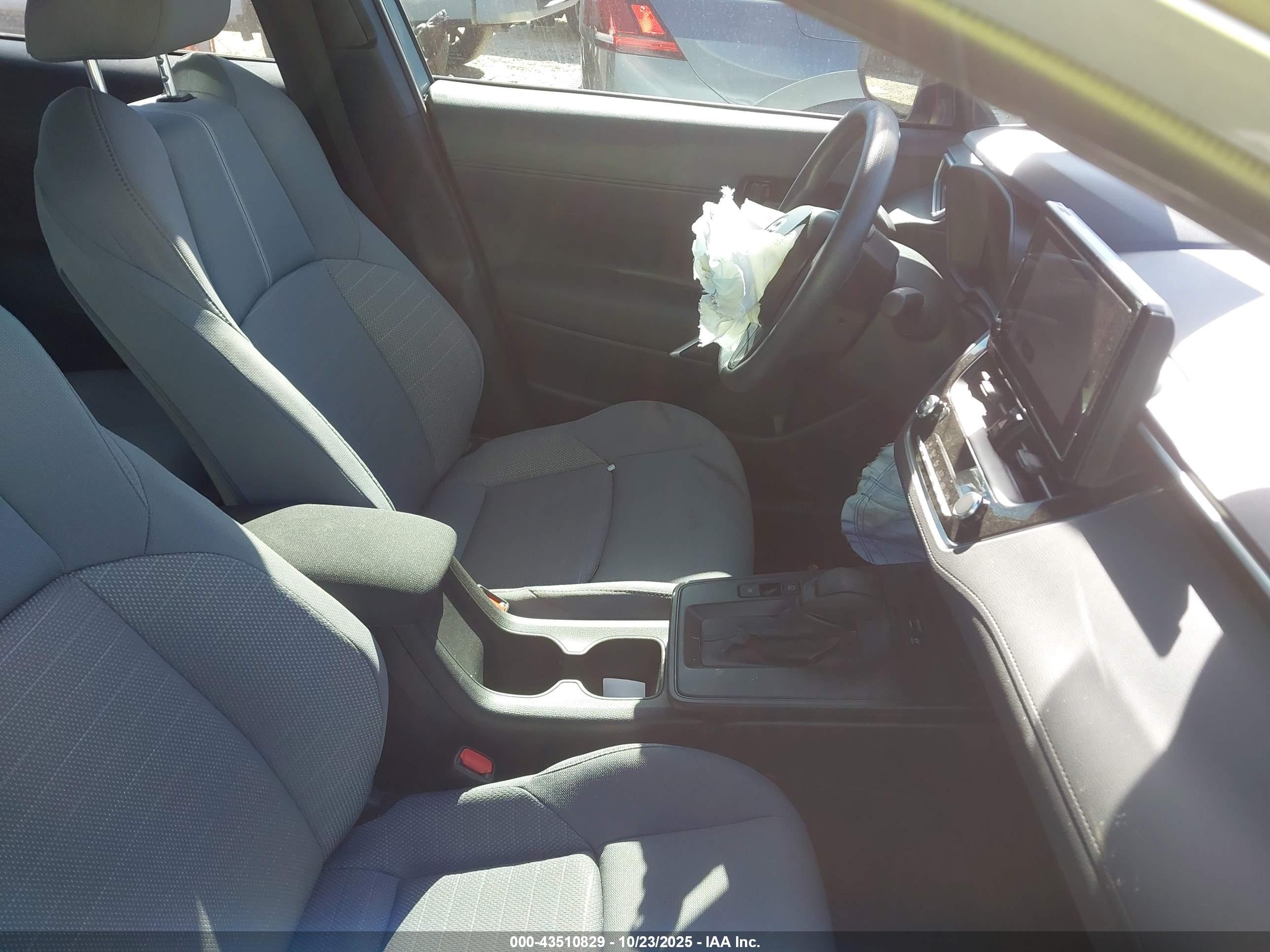 TOYOTA COROLLA image 5