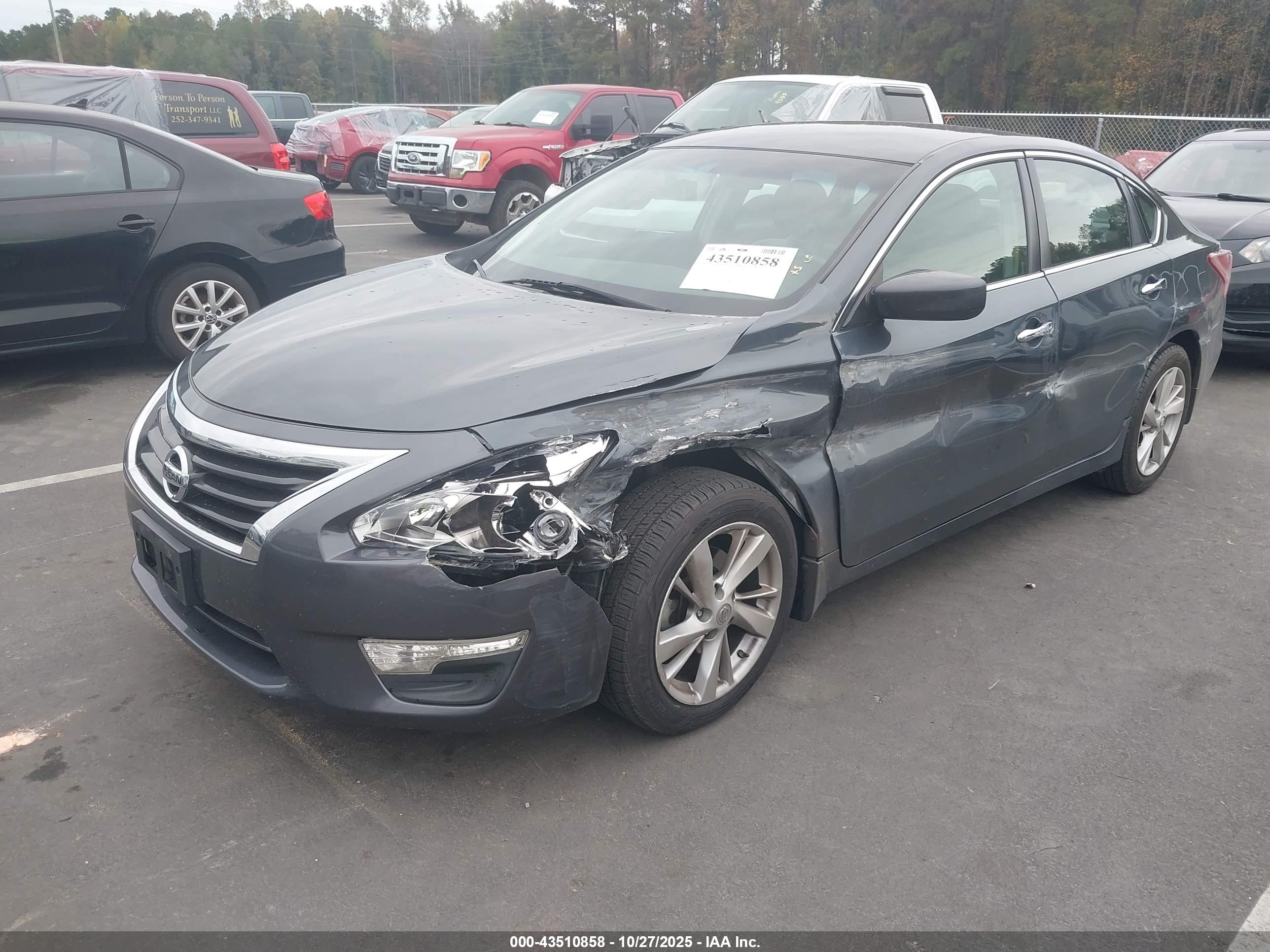 NISSAN ALTIMA image 2