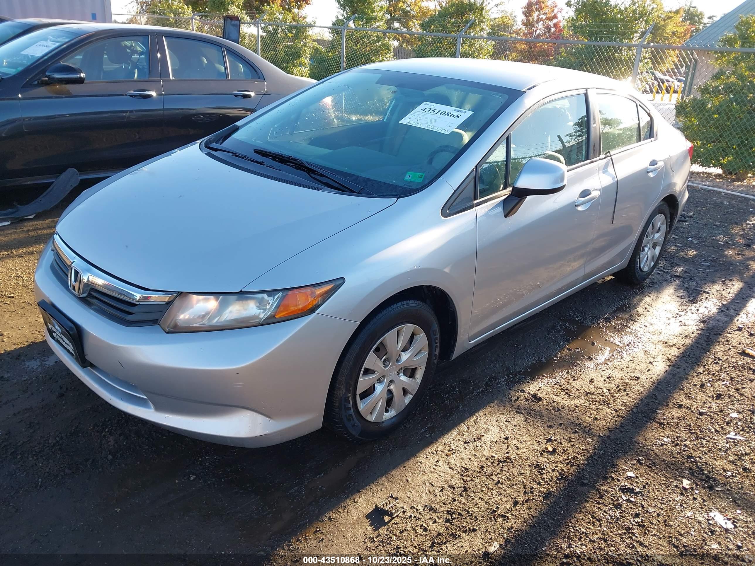 HONDA CIVIC image 2