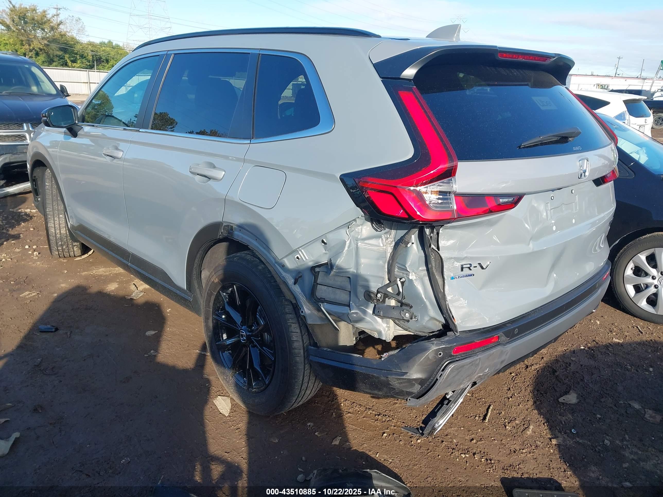HONDA CR-V image 3
