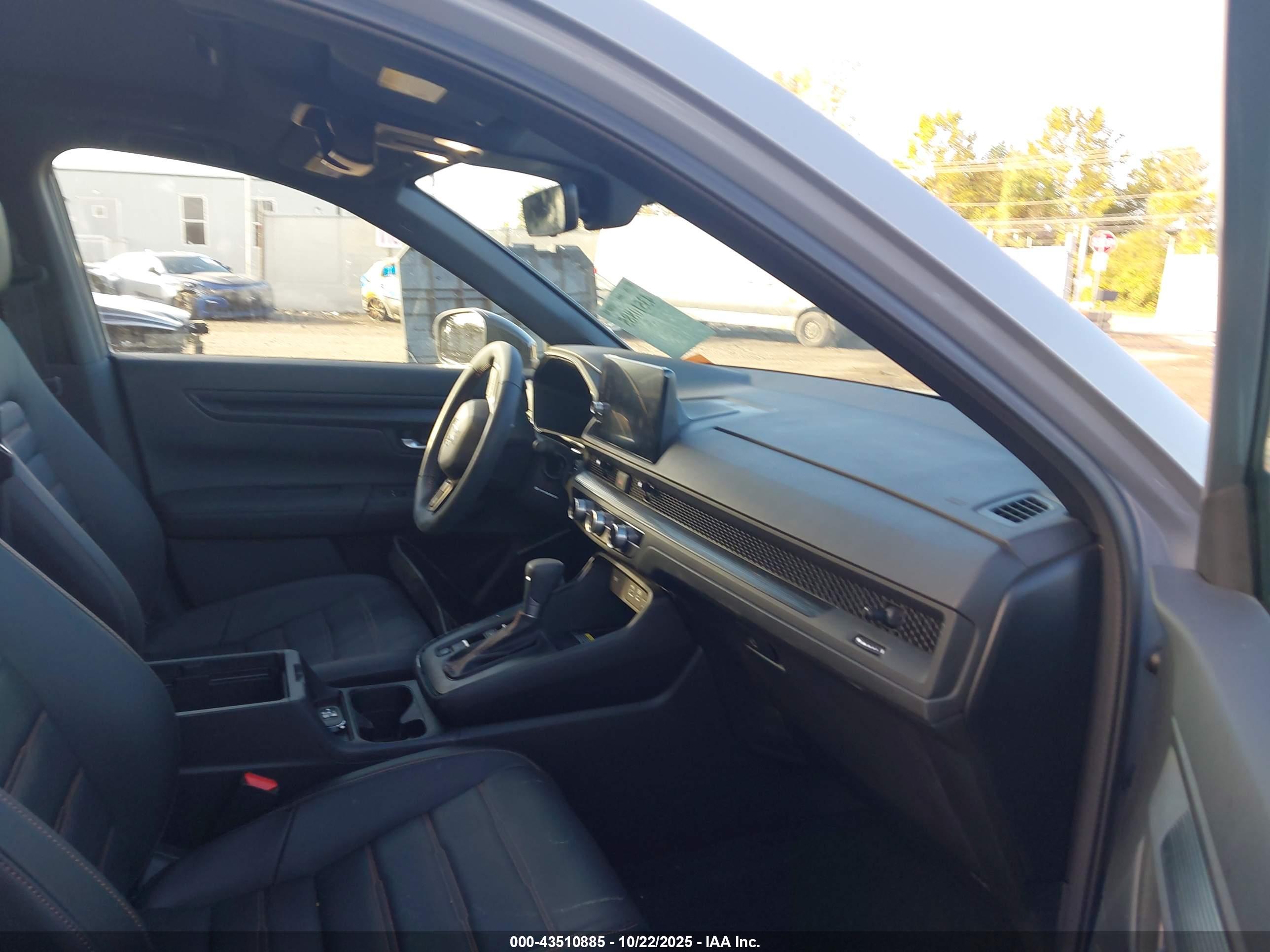 HONDA CR-V image 5