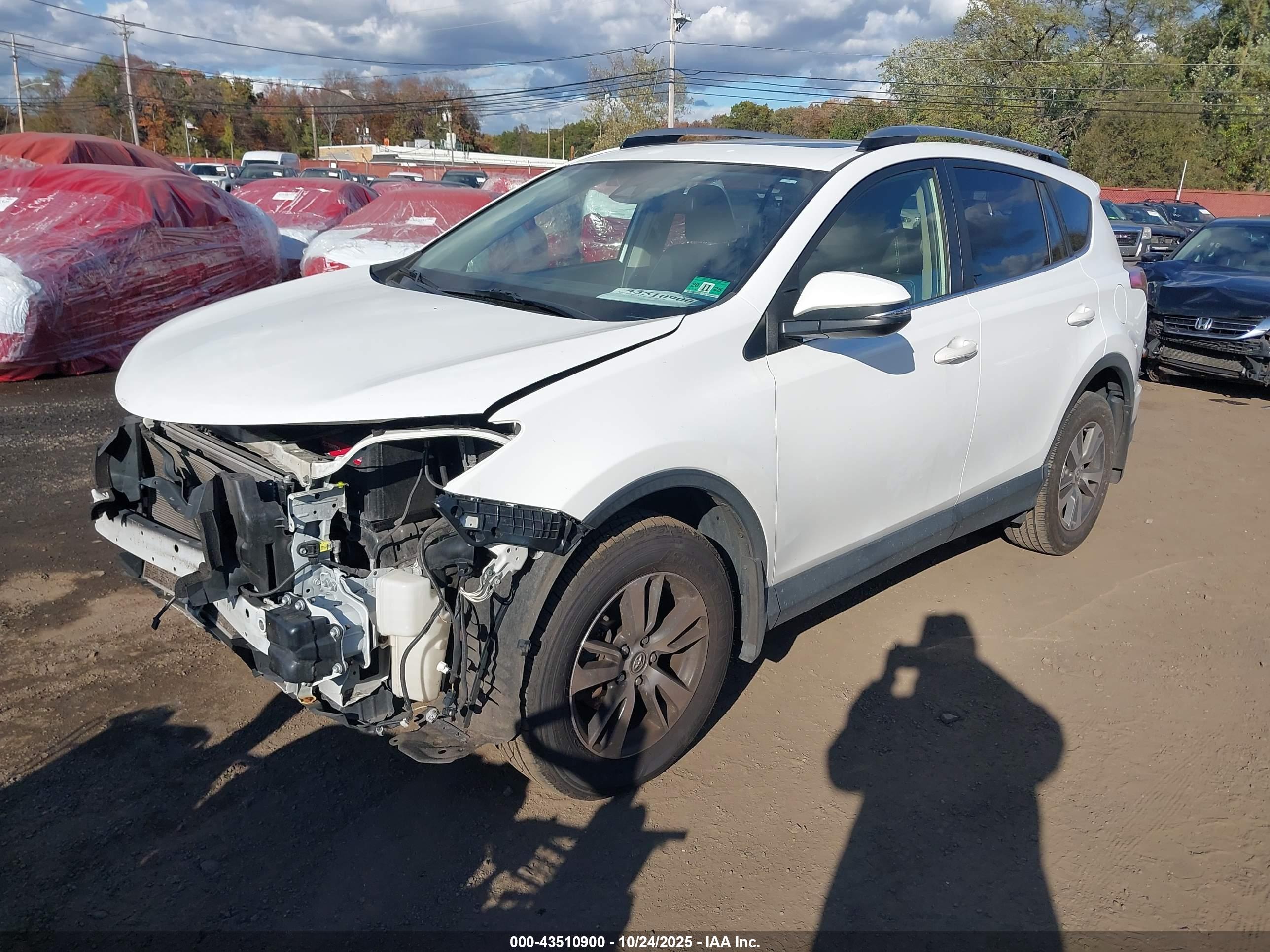 TOYOTA RAV4 image 6