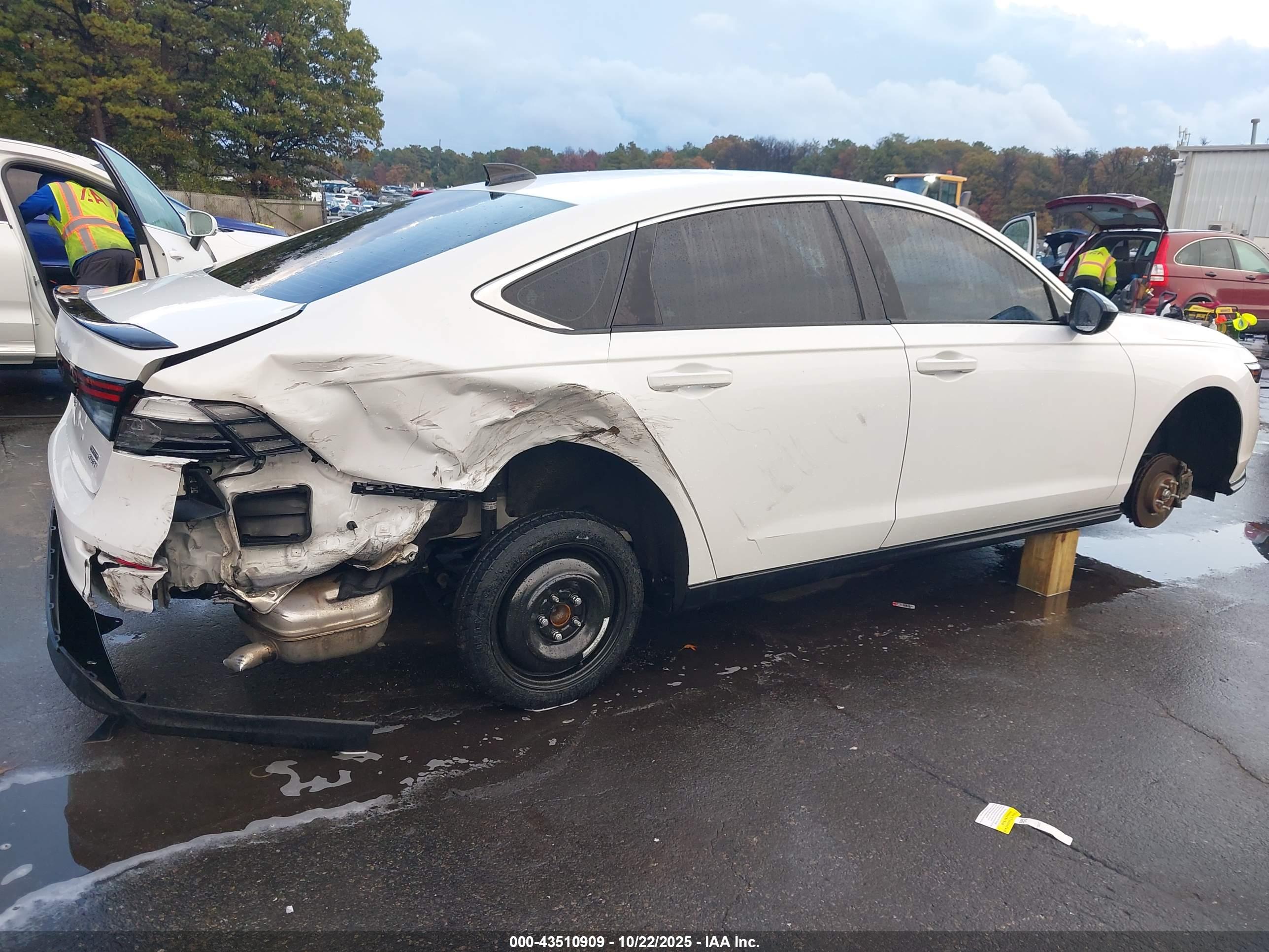 HONDA ACCORD image 6