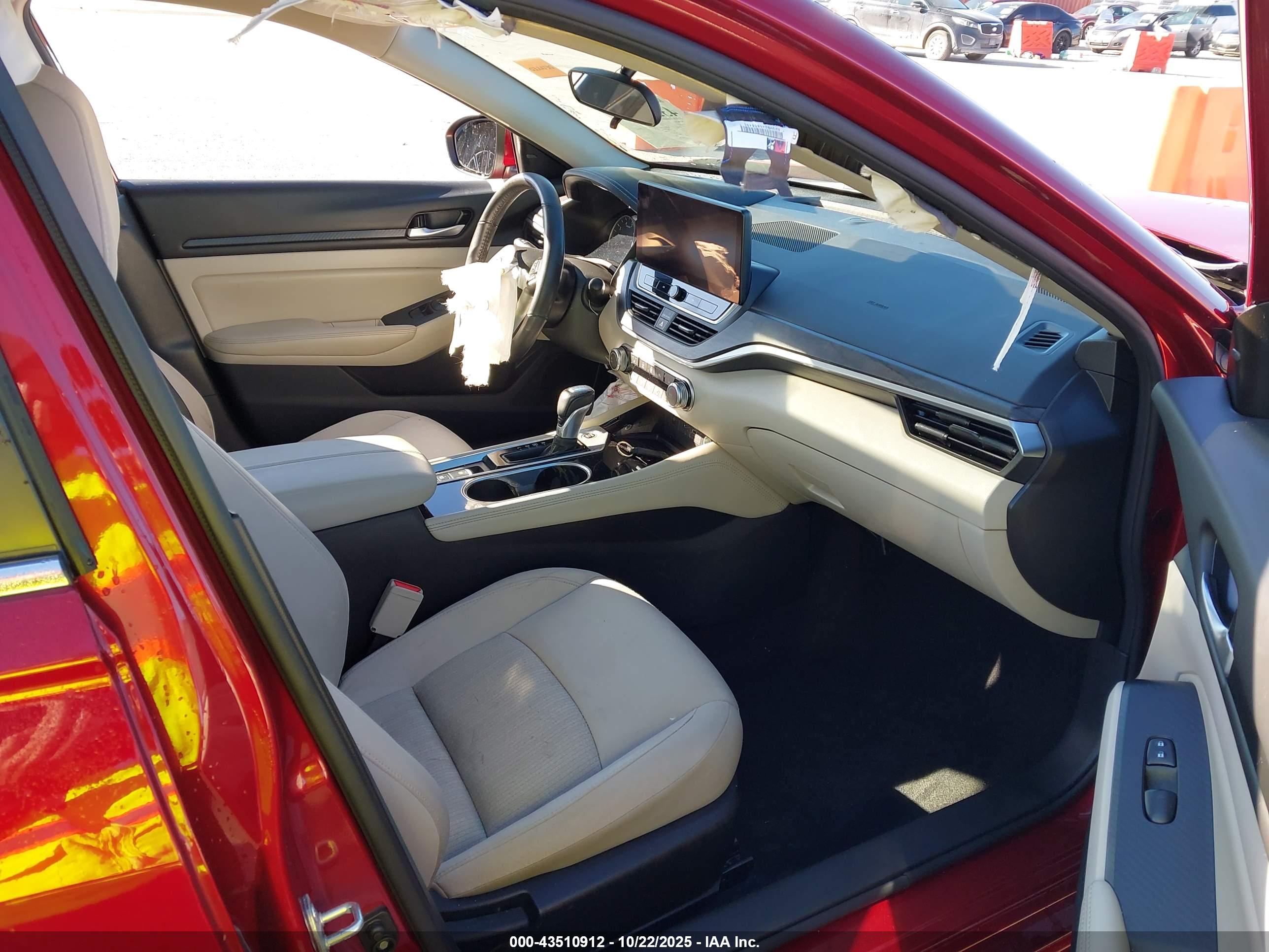 NISSAN ALTIMA image 5