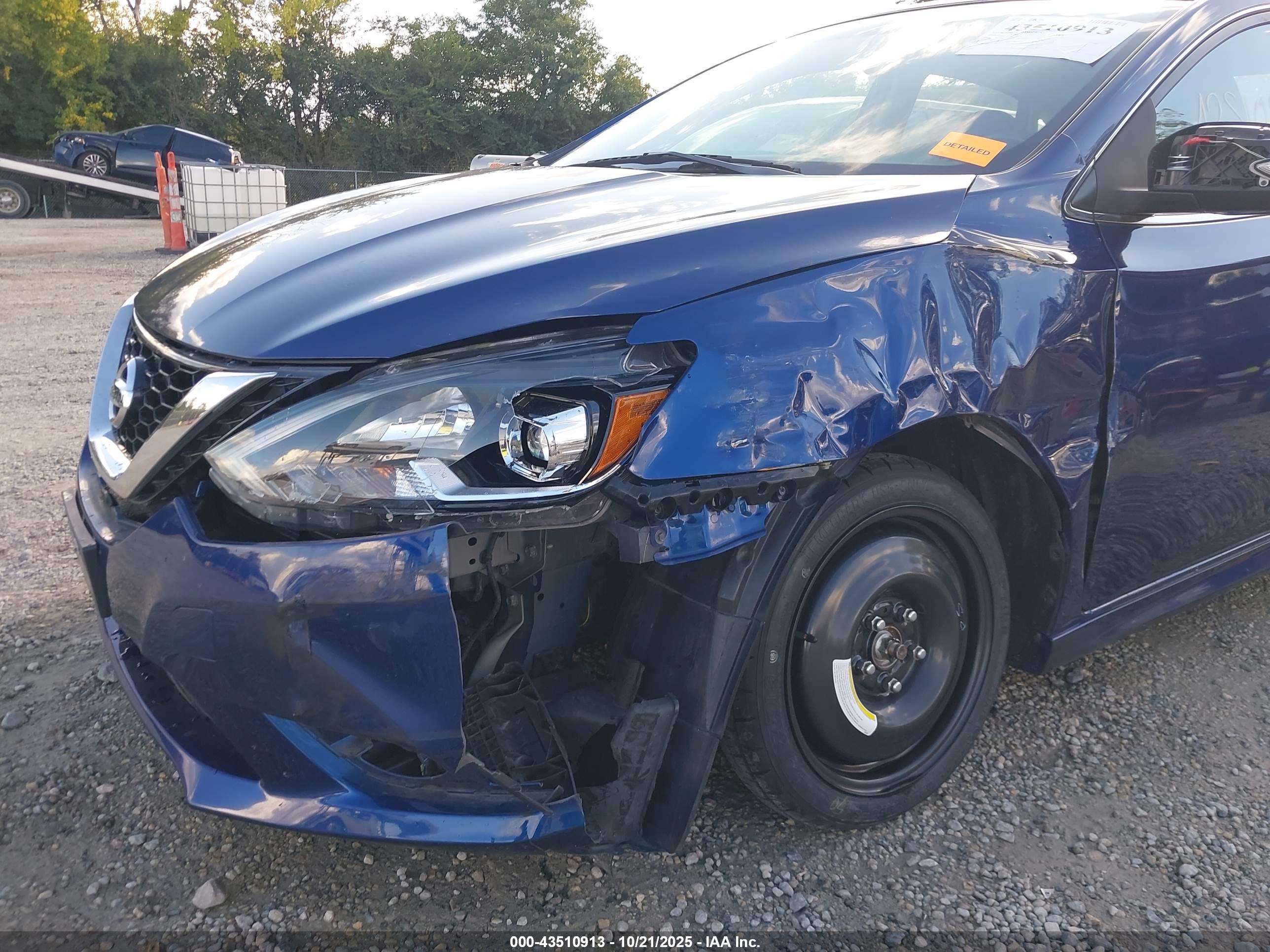 NISSAN SENTRA image 6