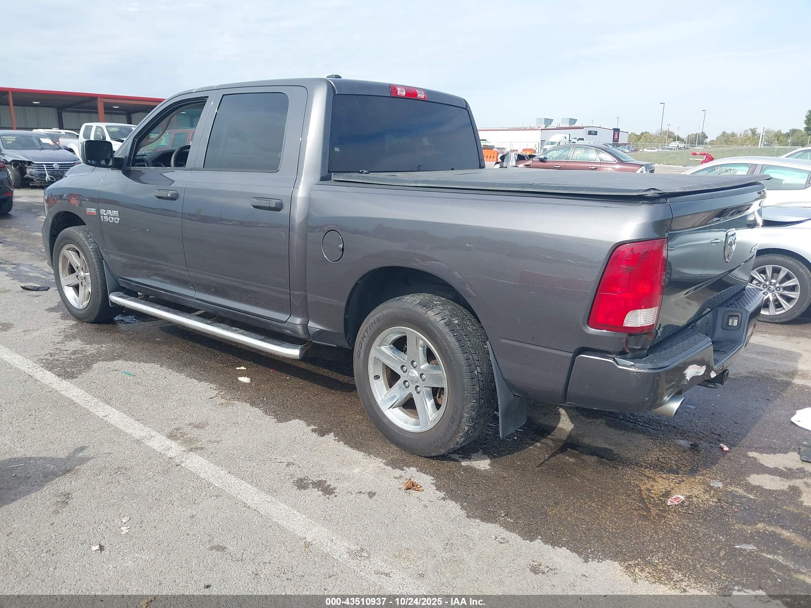 RAM 1500 image 3
