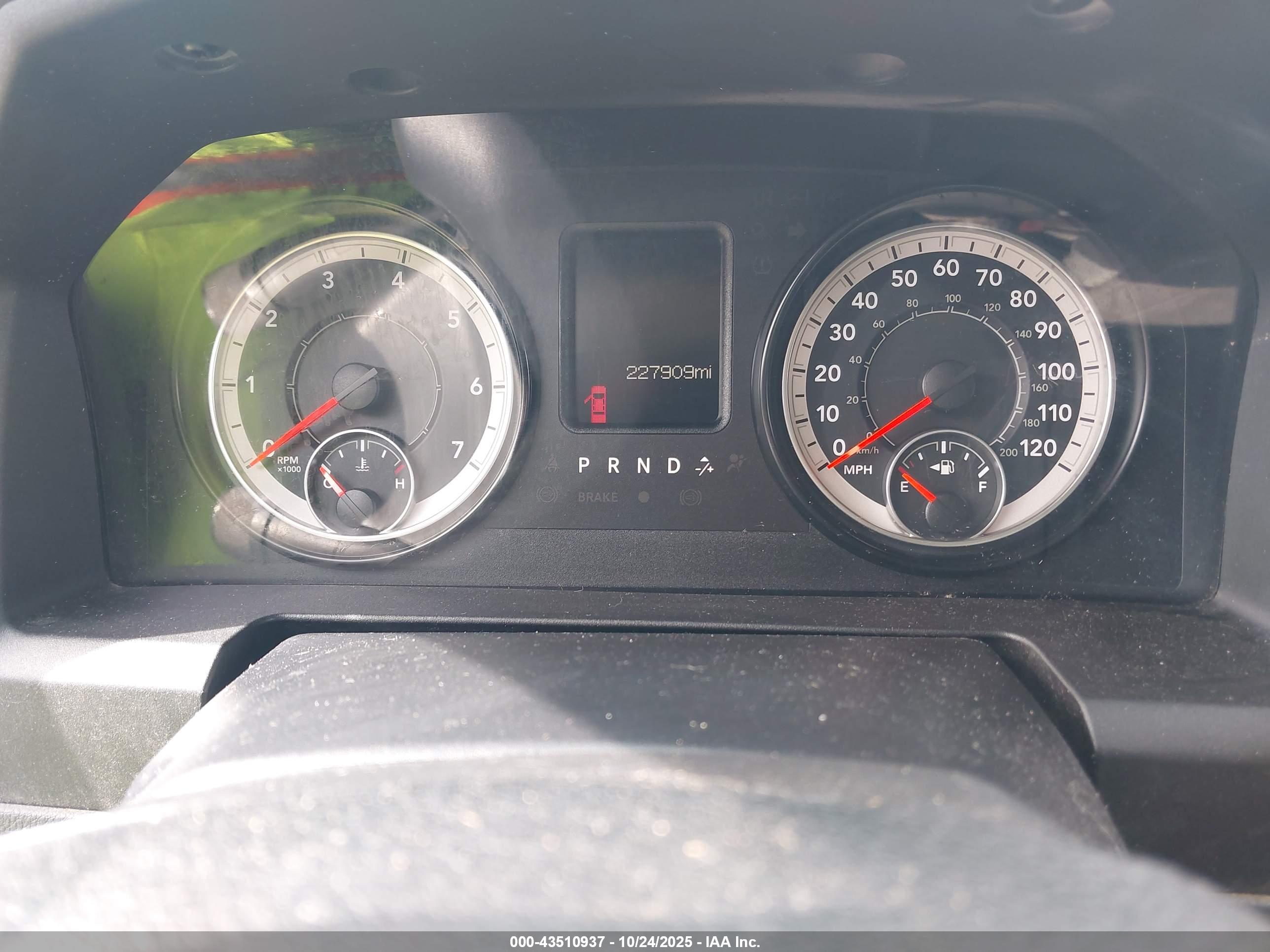 RAM 1500 image 7