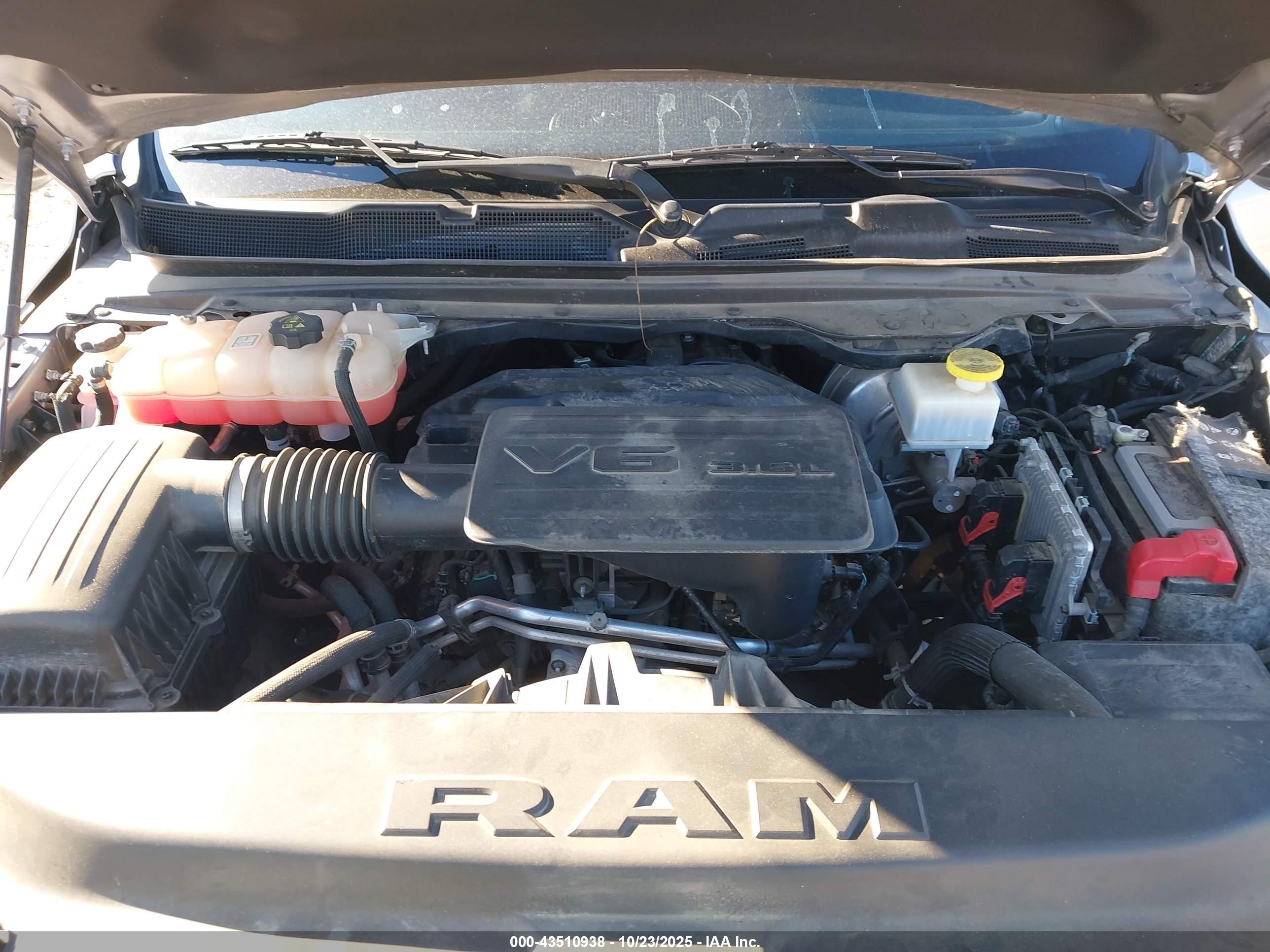 RAM 1500 image 10