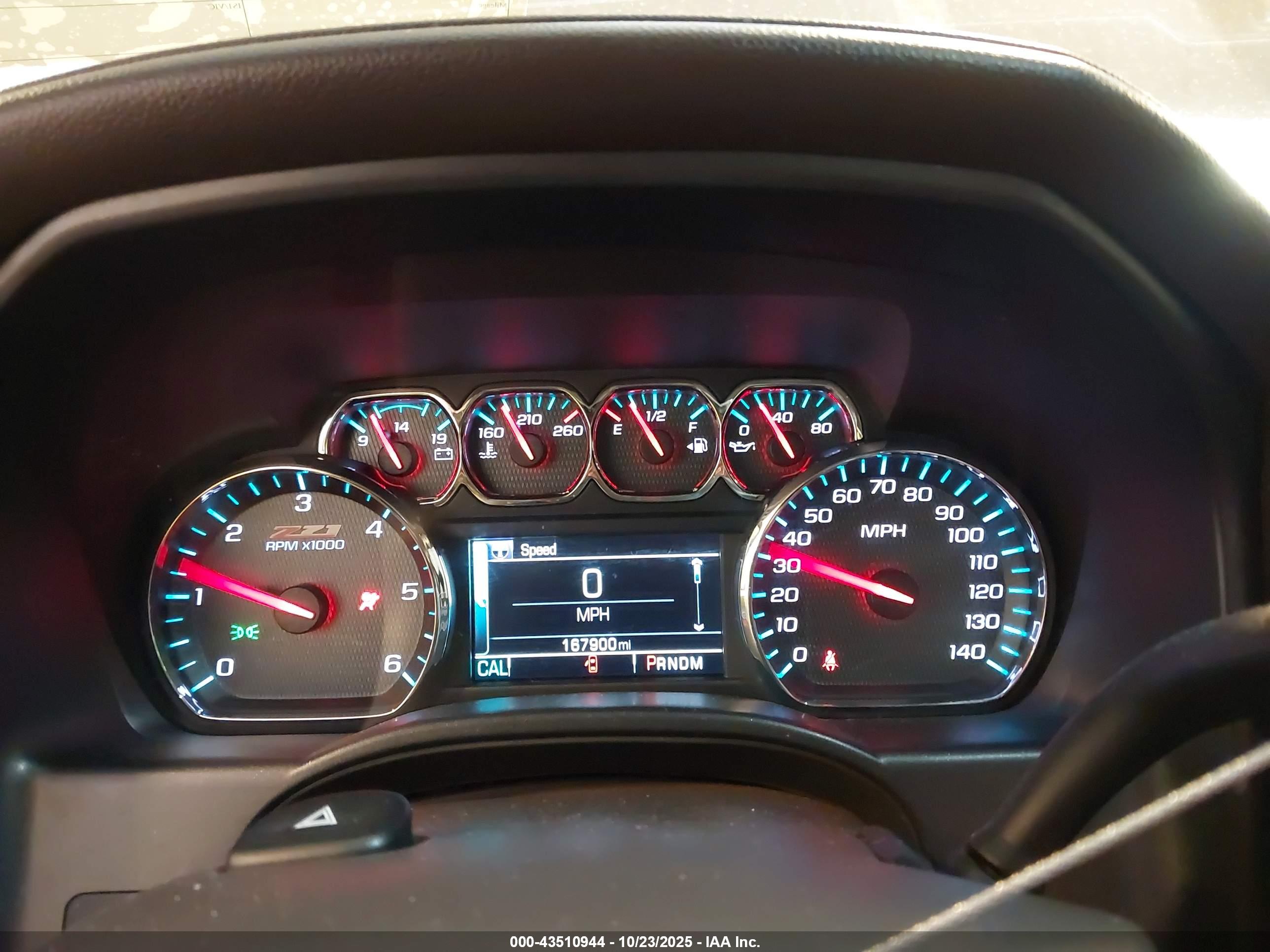CHEVROLET SILVERADO image 7